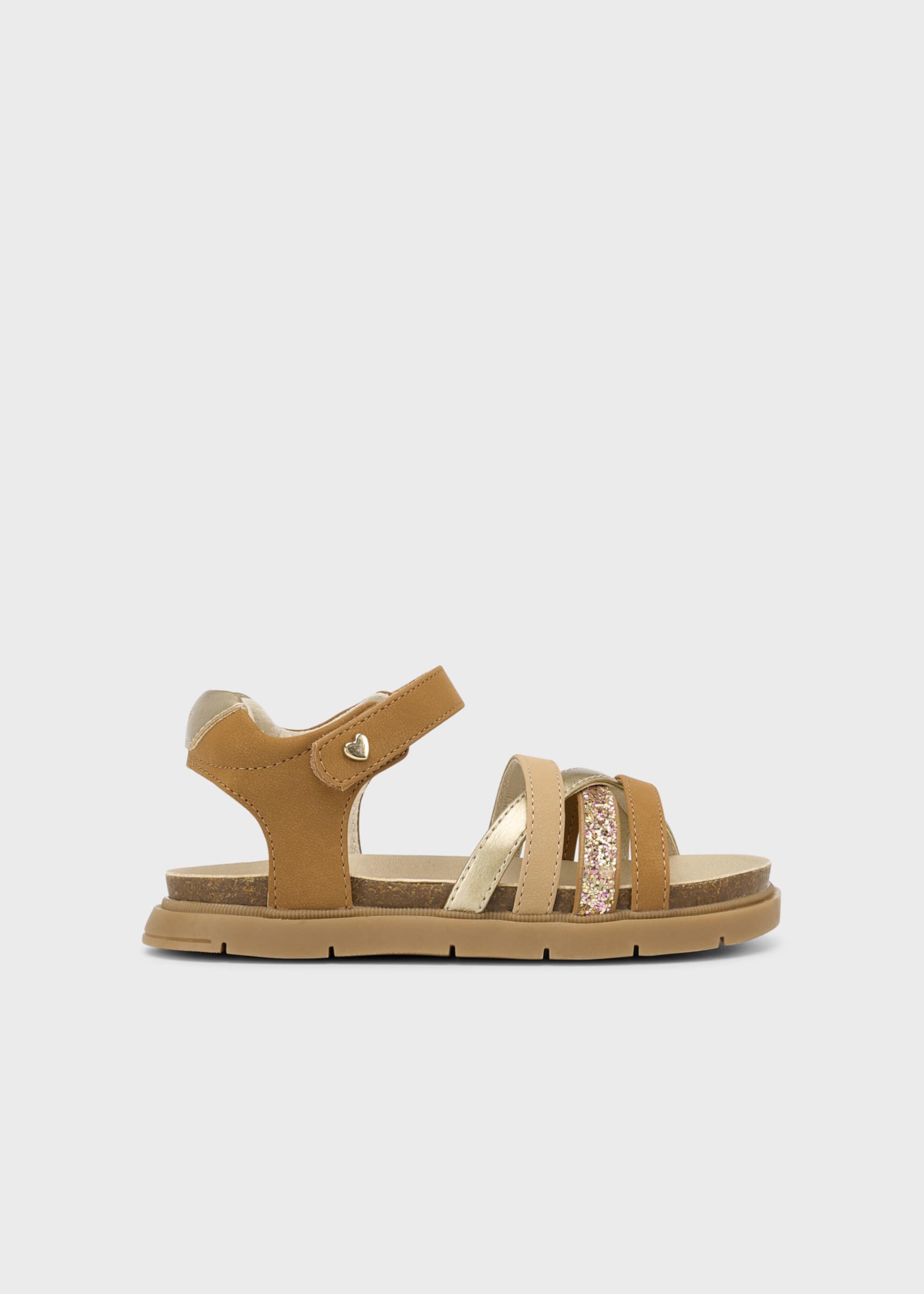 Girl sandals with serrated sole Girl sandals with serrated sole
