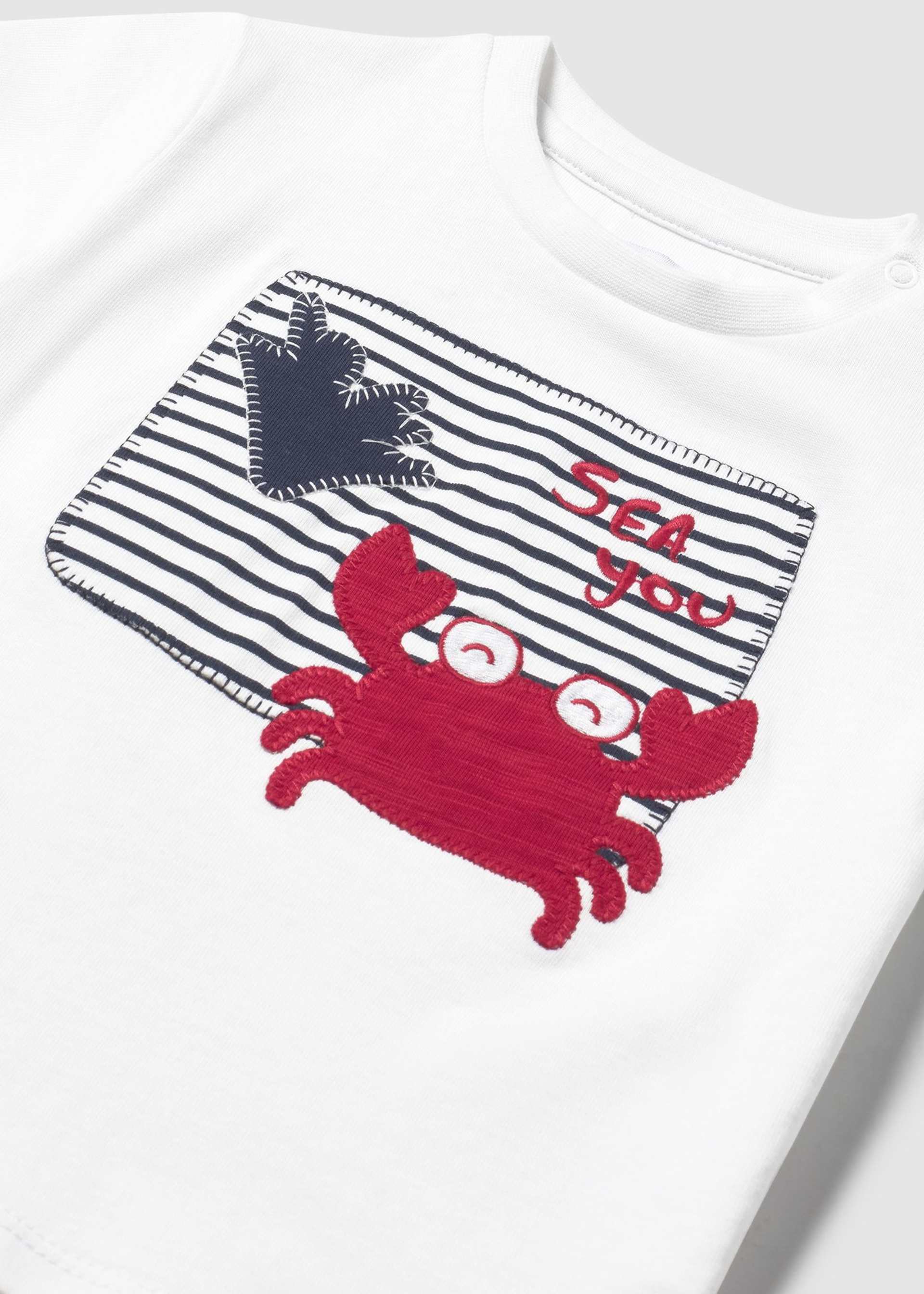 Baby applique T-shirt Baby applique T-shirt