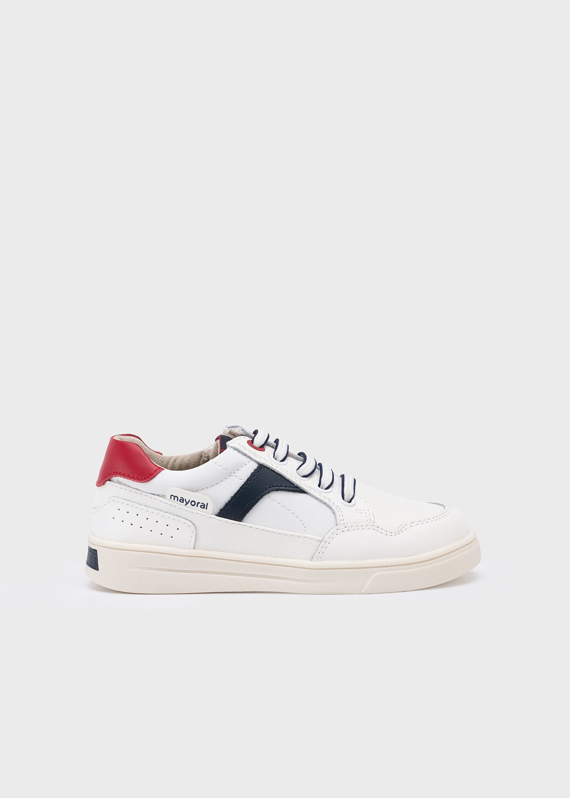 Спортно елегантни обувки за момче Спортно елегантни обувки за момче