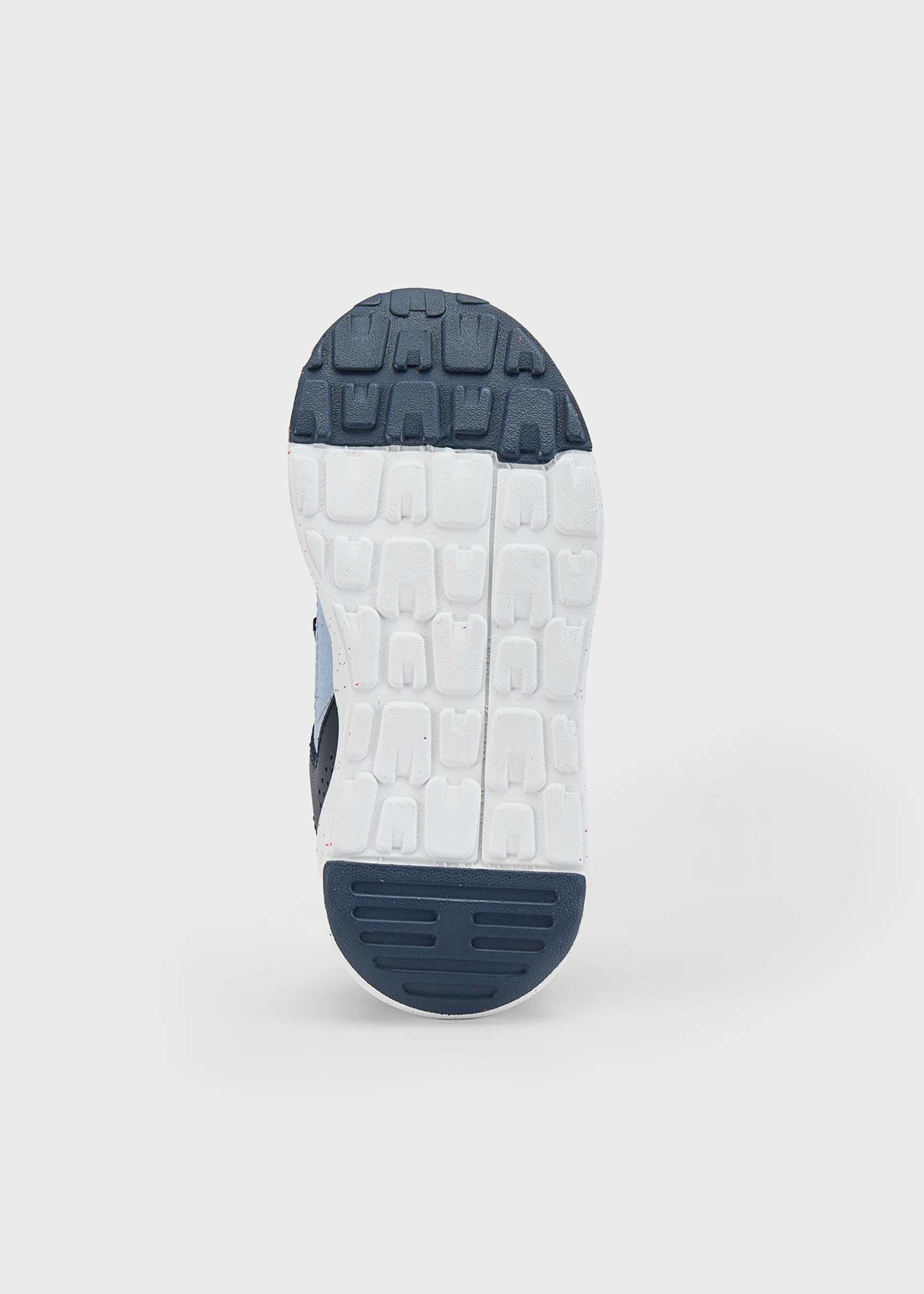 Buty sportowe z pogrubioną podeszwą dla chłopca