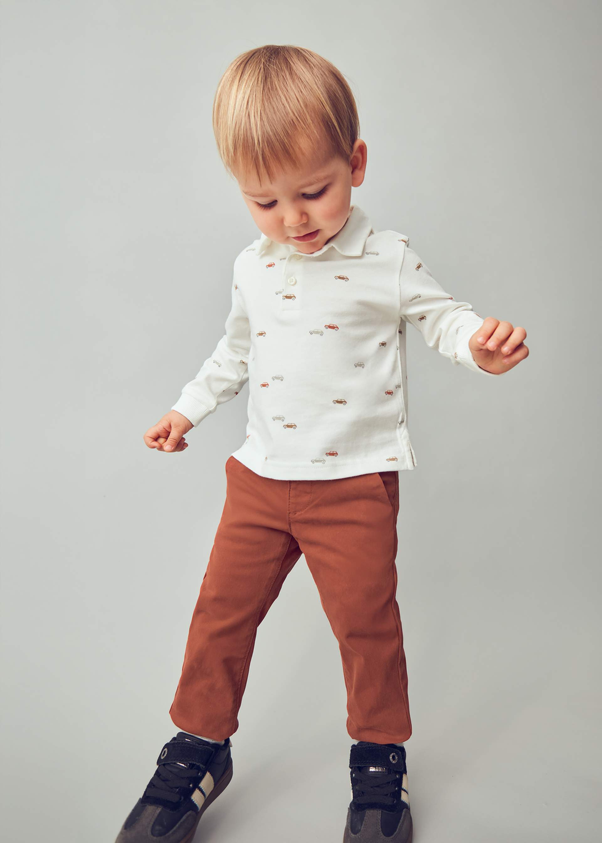 Pantalón chino básico bebé