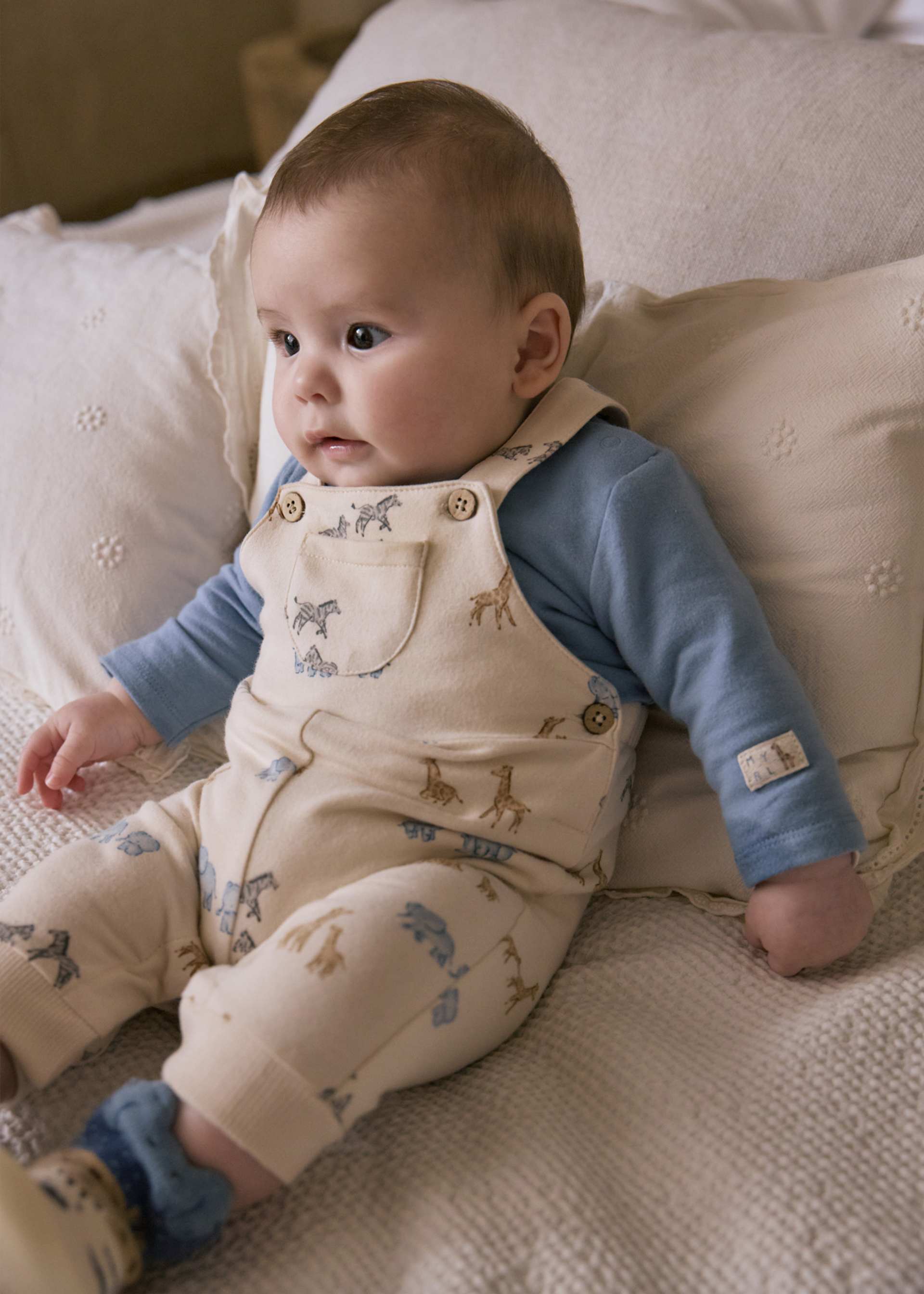 Newborn print dungaree set