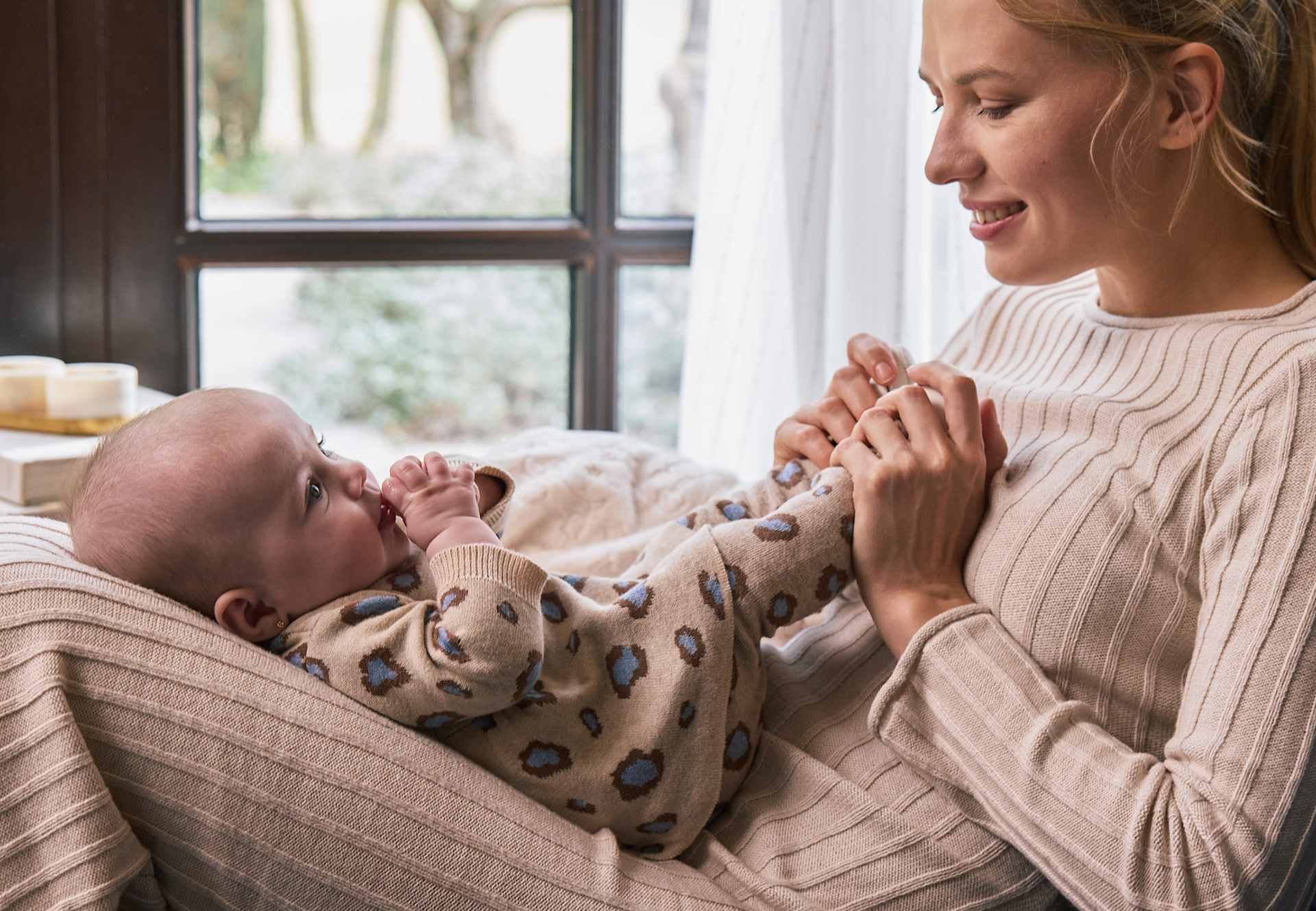 Newborn print jumper and trouser set