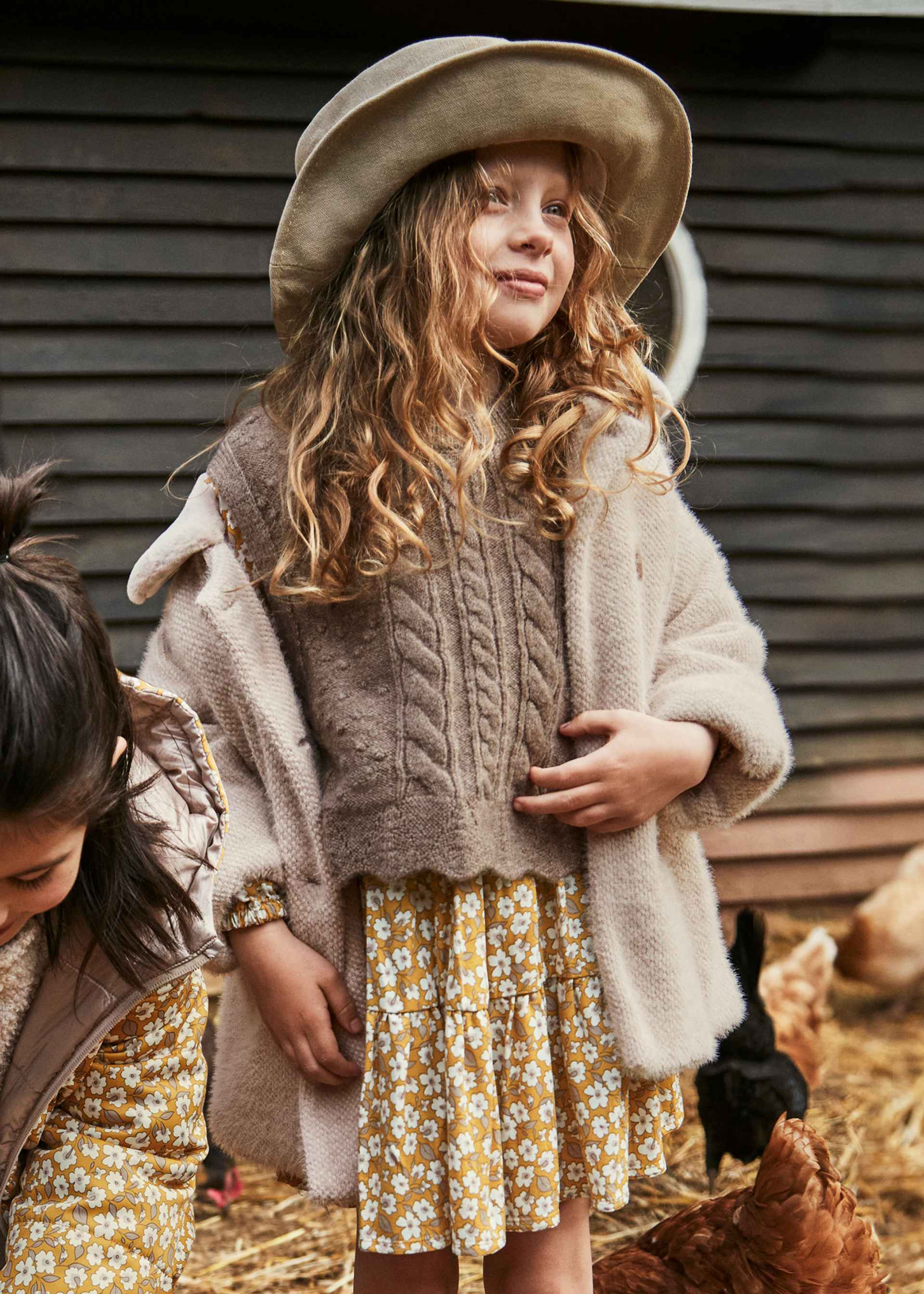 Chaleco tricot moños niña