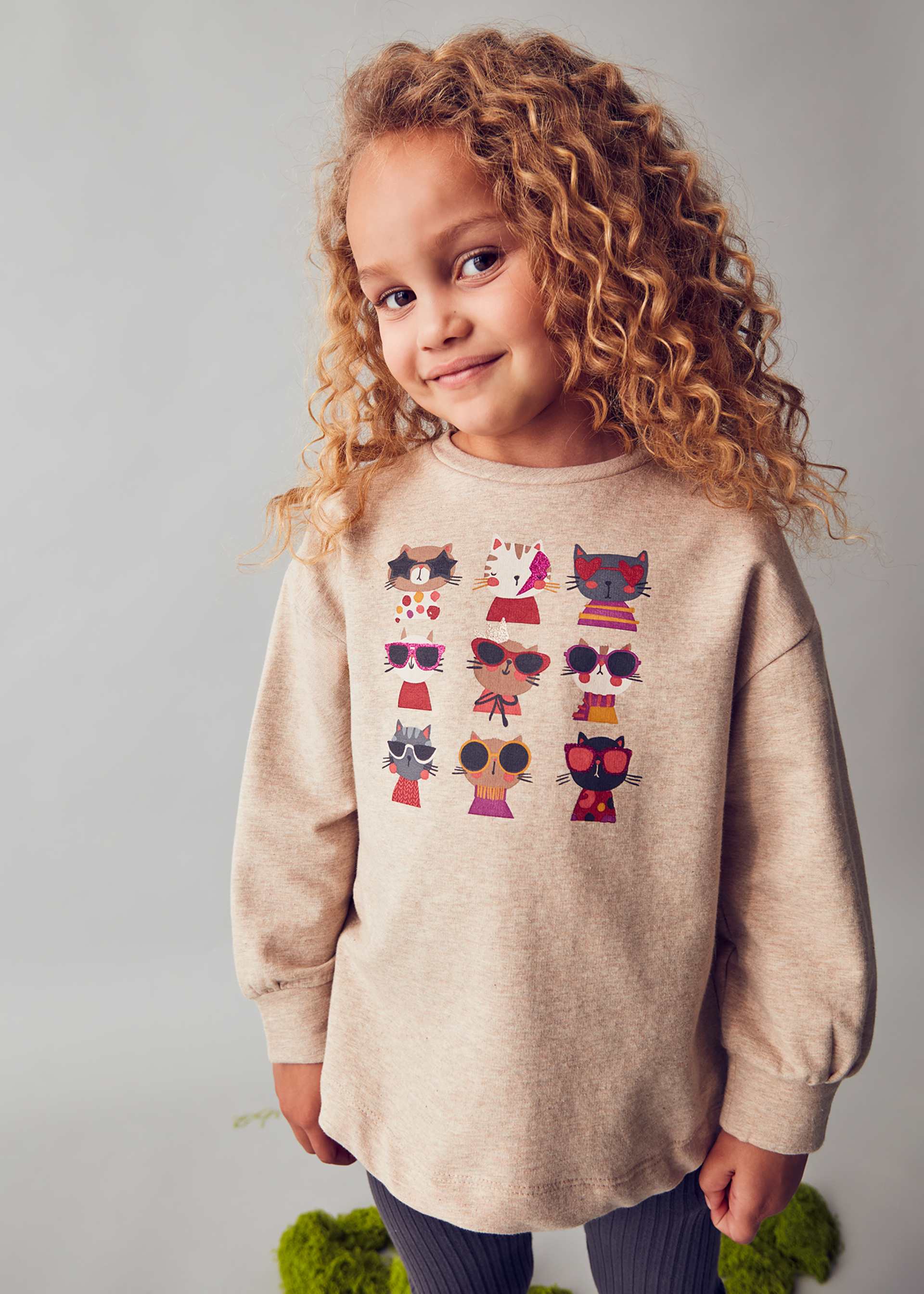 Girl Ribbed Leggings and Sweatshirt Set