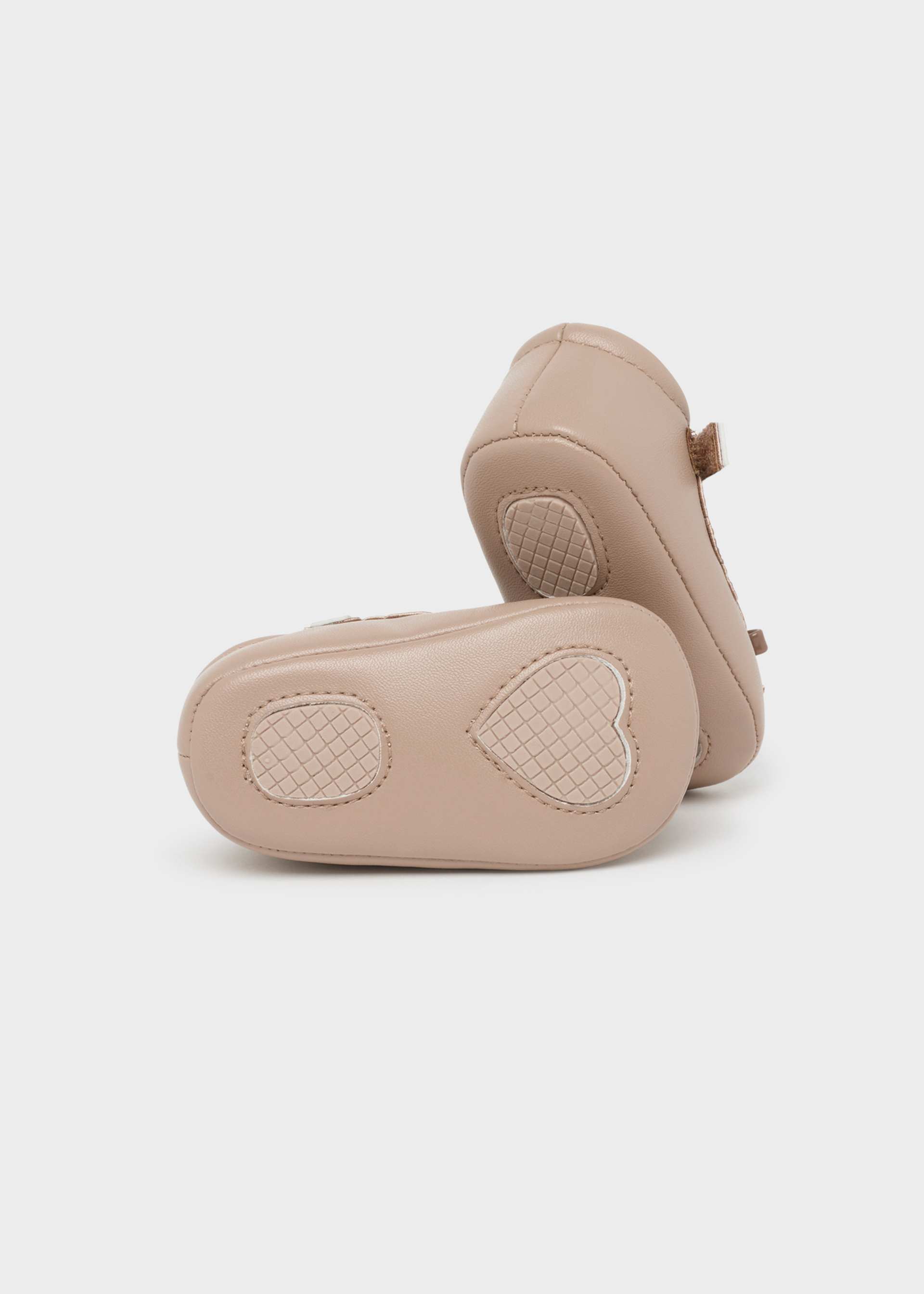 Balerini fundita nou-nascut