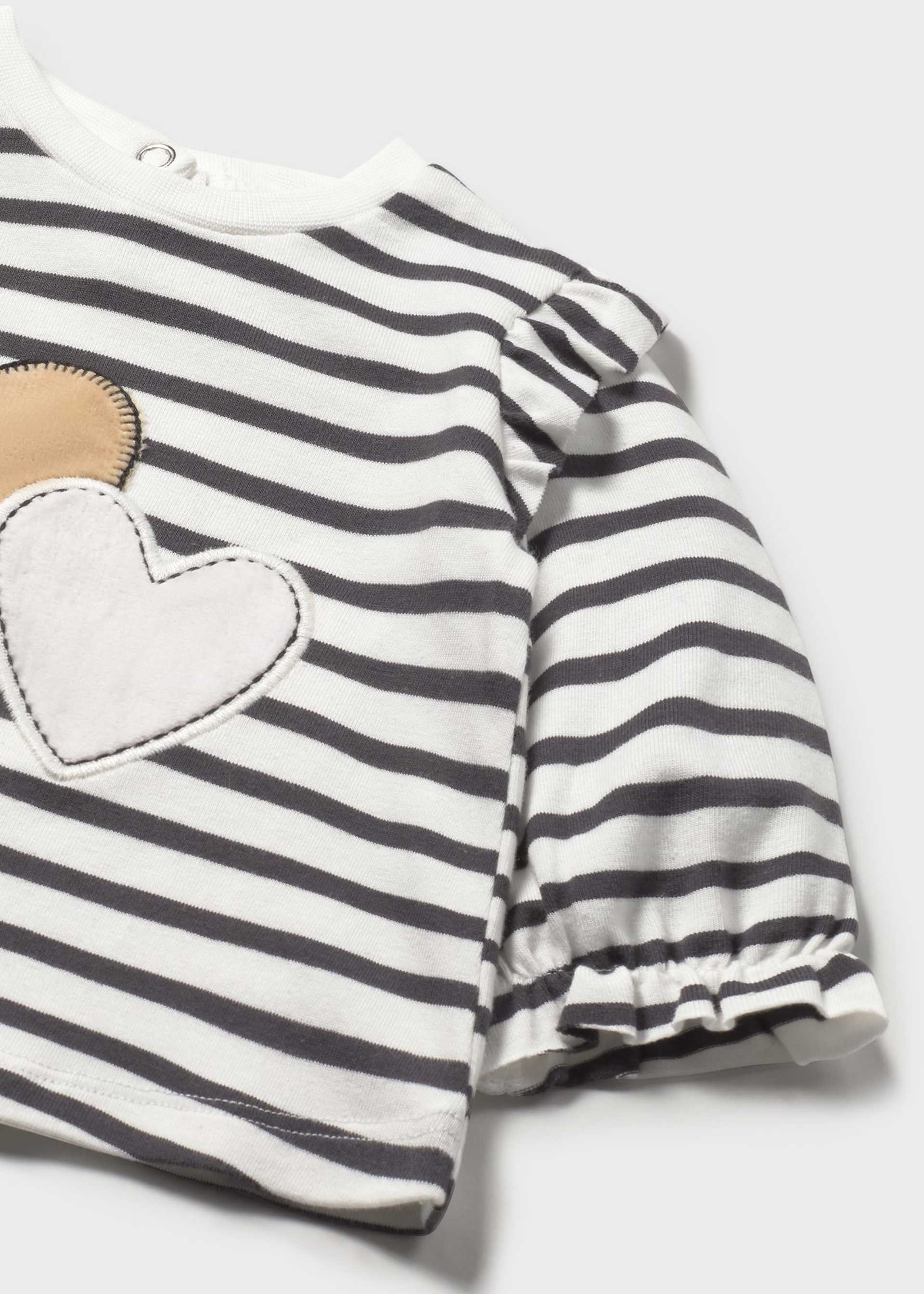 Newborn girls  t-shirt