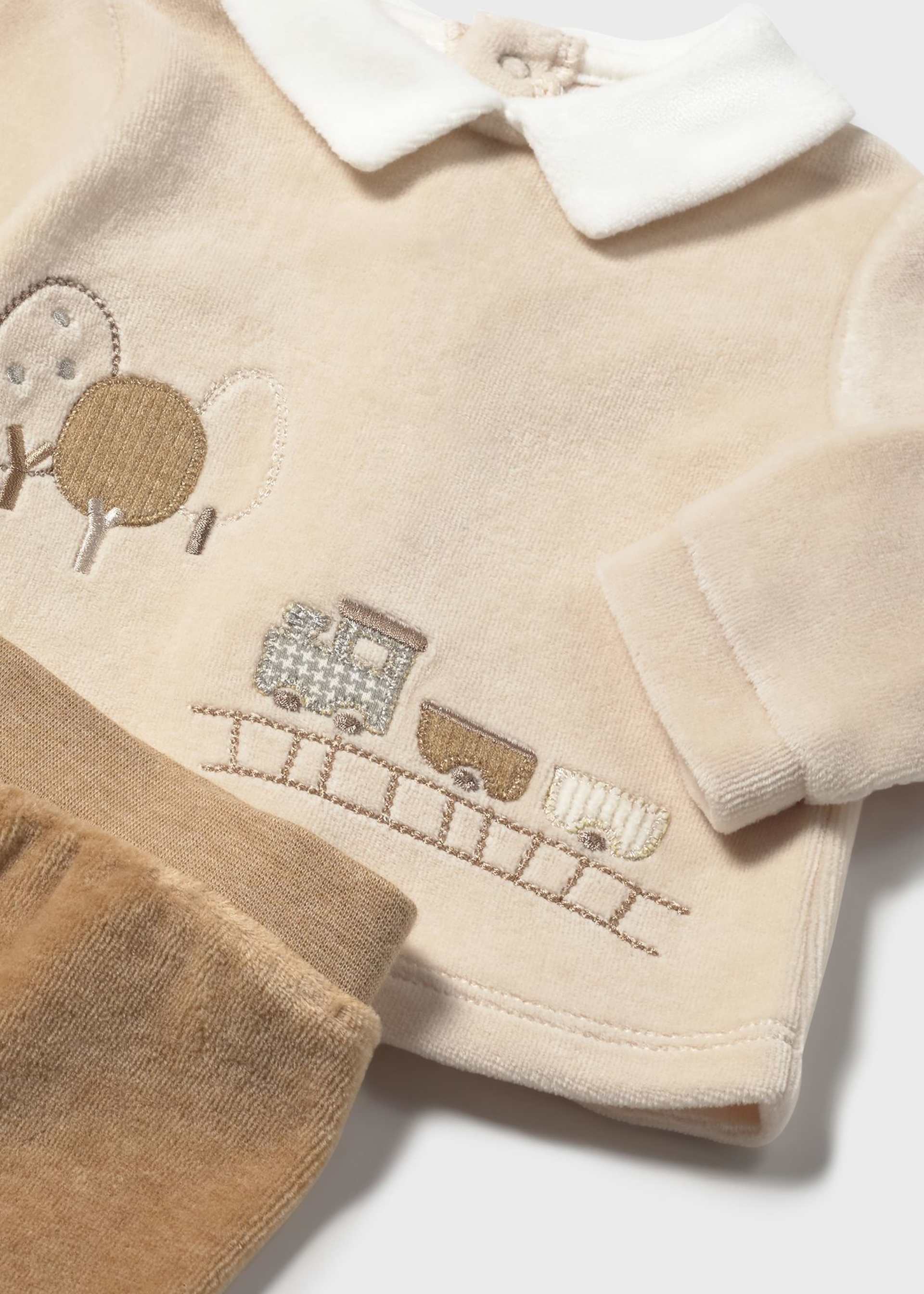 Newborn jumper and footed trouser set