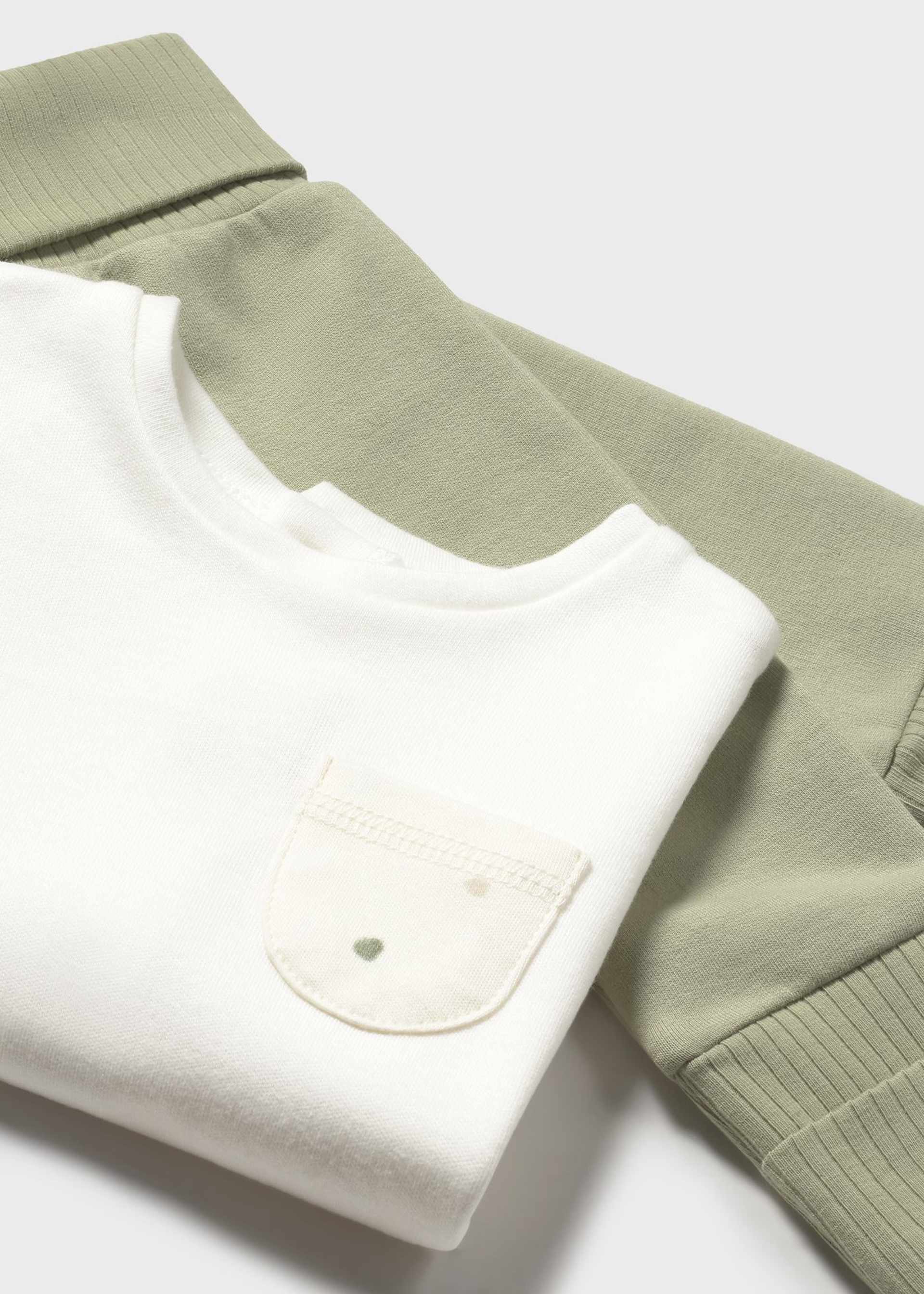 Trening cu tricou nou-nascut