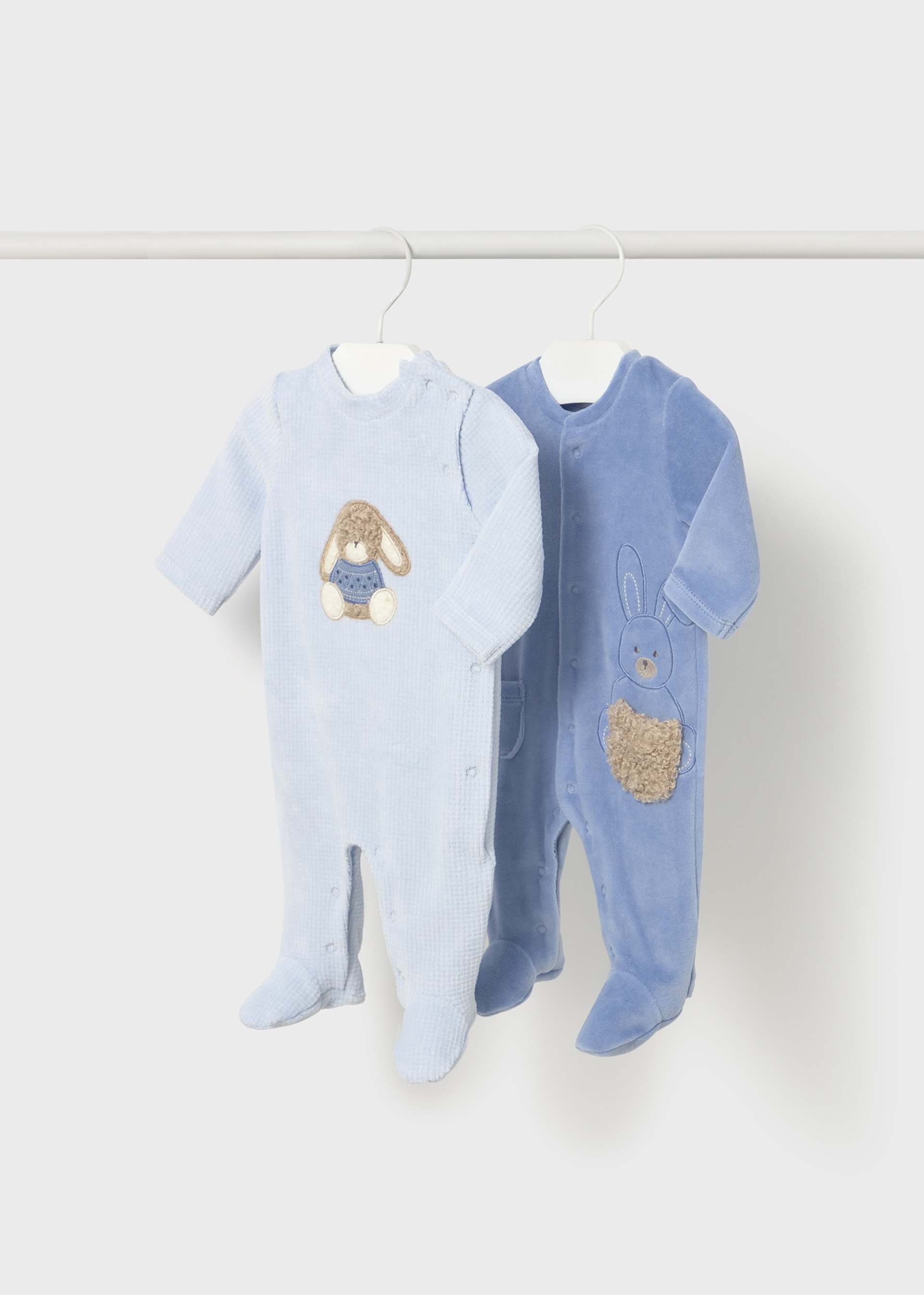 Newborn set of 2 rompers with feet