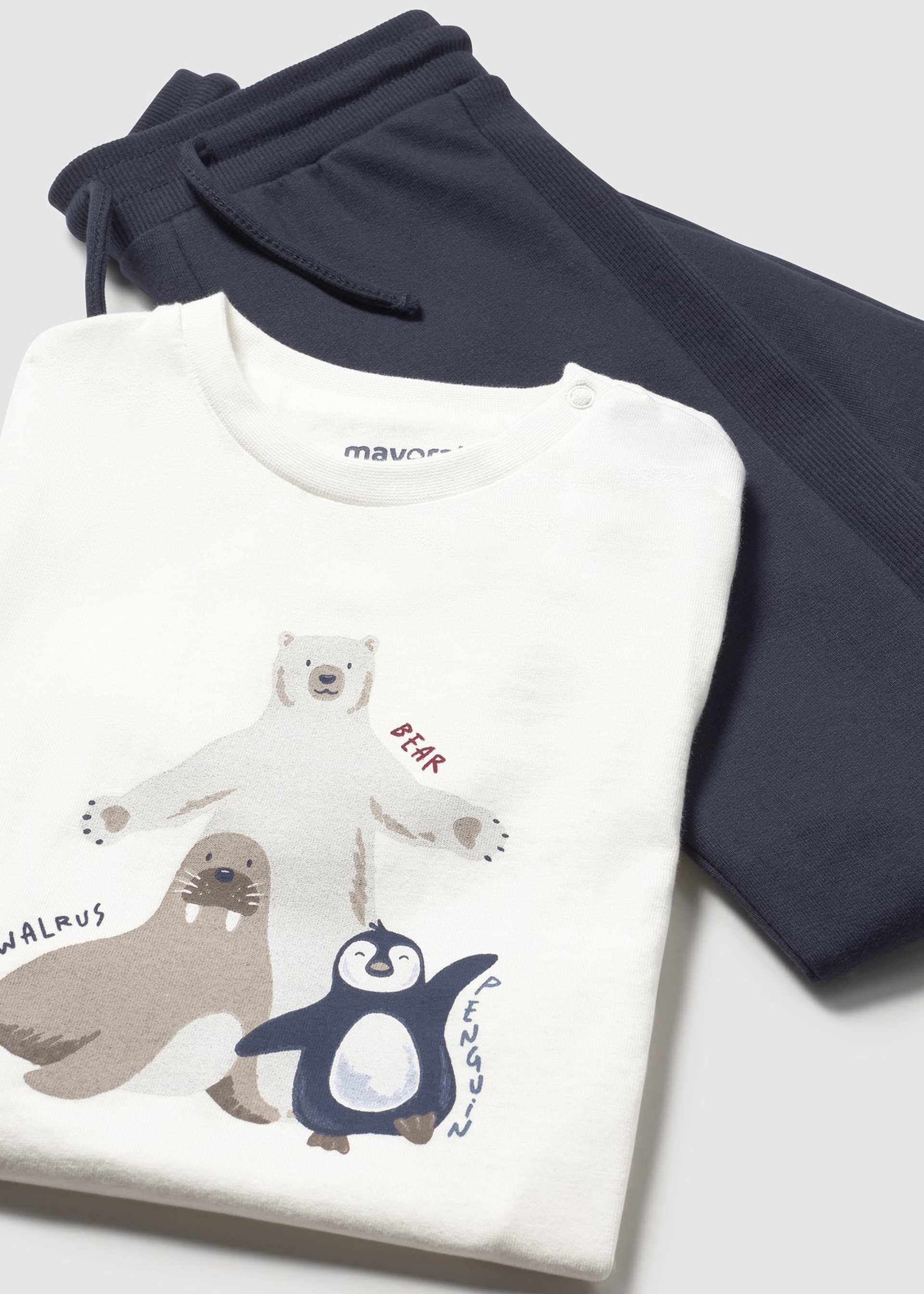 Baby animal motif 3 piece tracksuit Baby animal motif 3 piece tracksuit