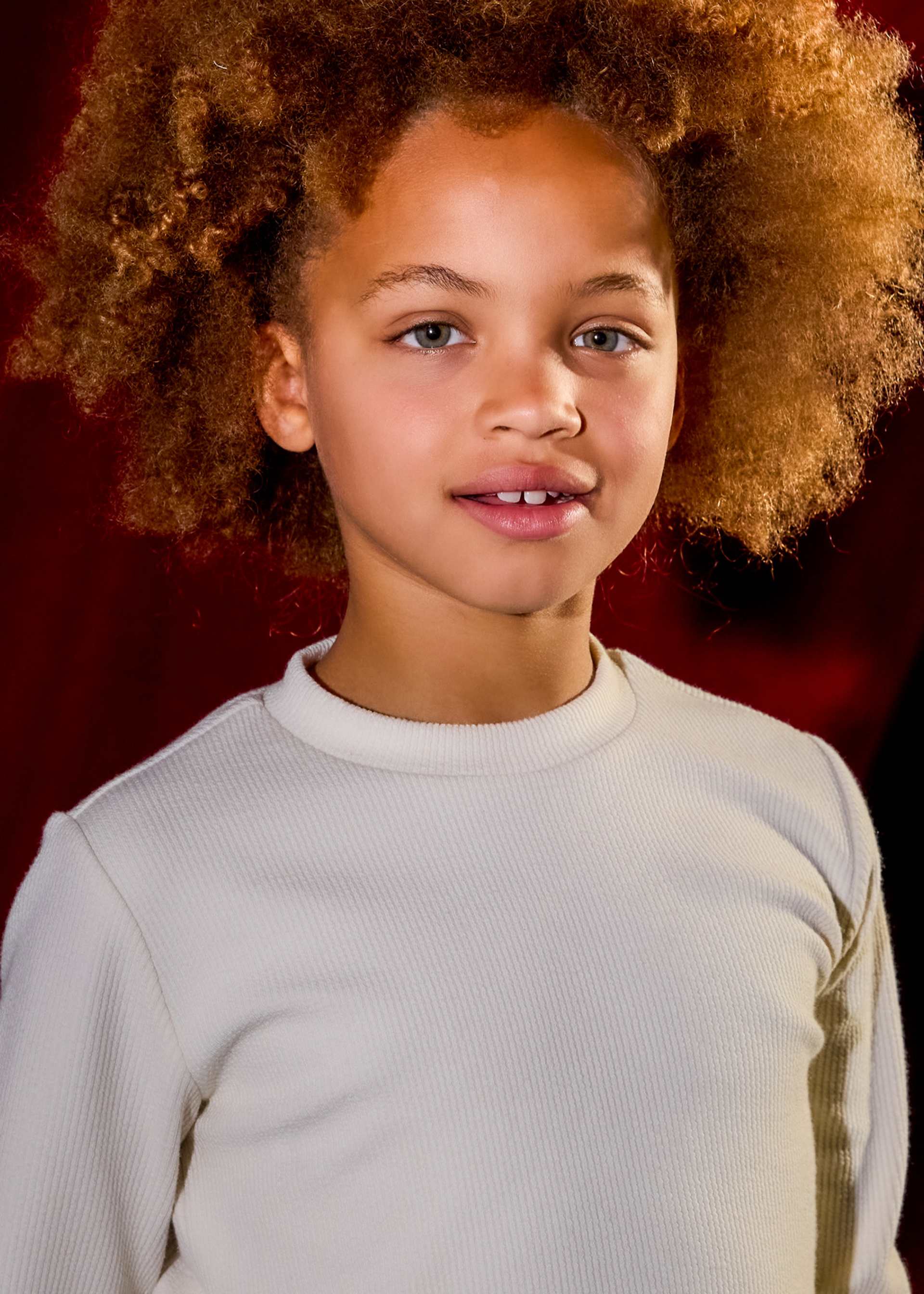 Girls ruffle hemmed T-shirt