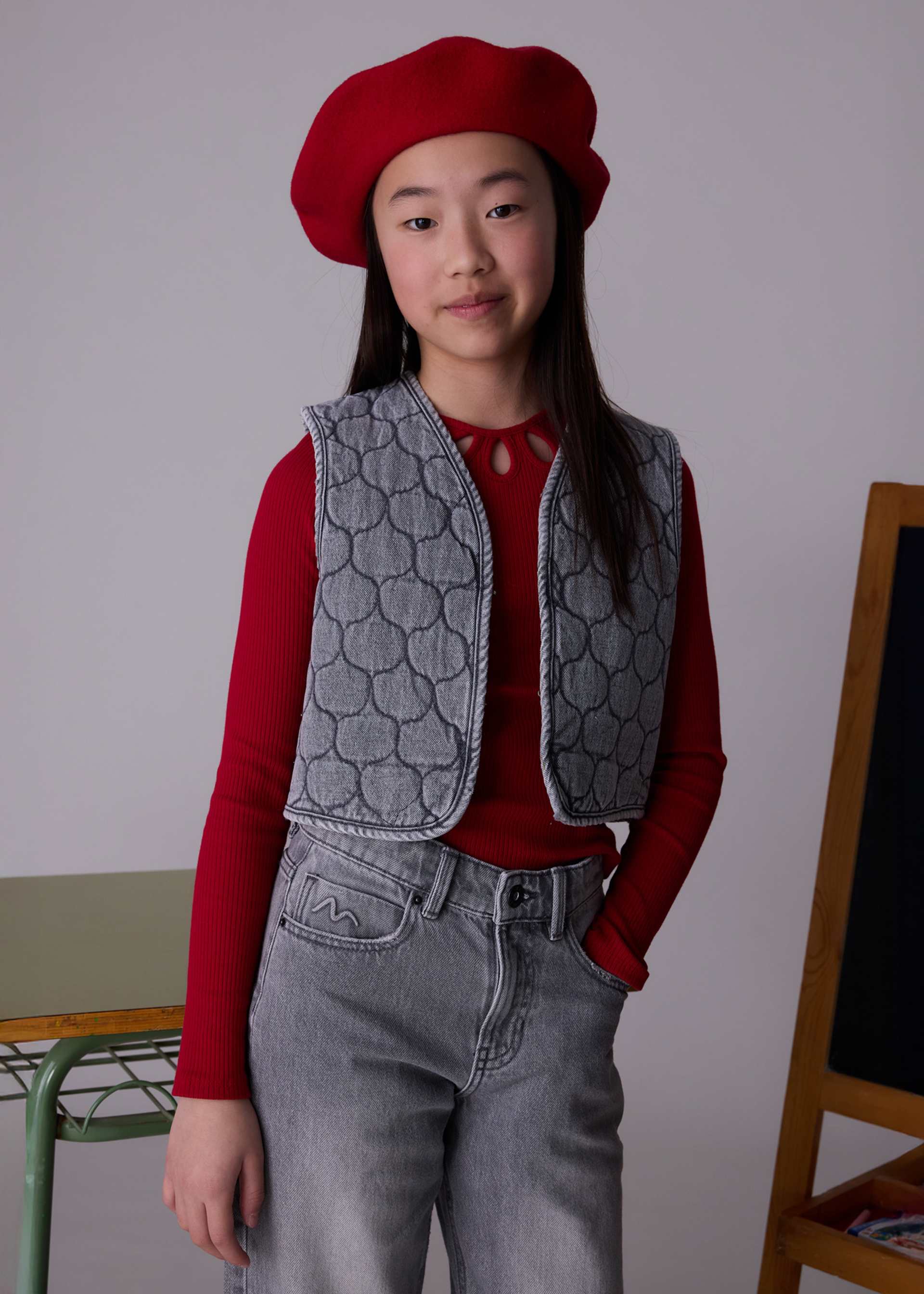 Gilet en denim matelassé fille Gilet en denim matelassé fille