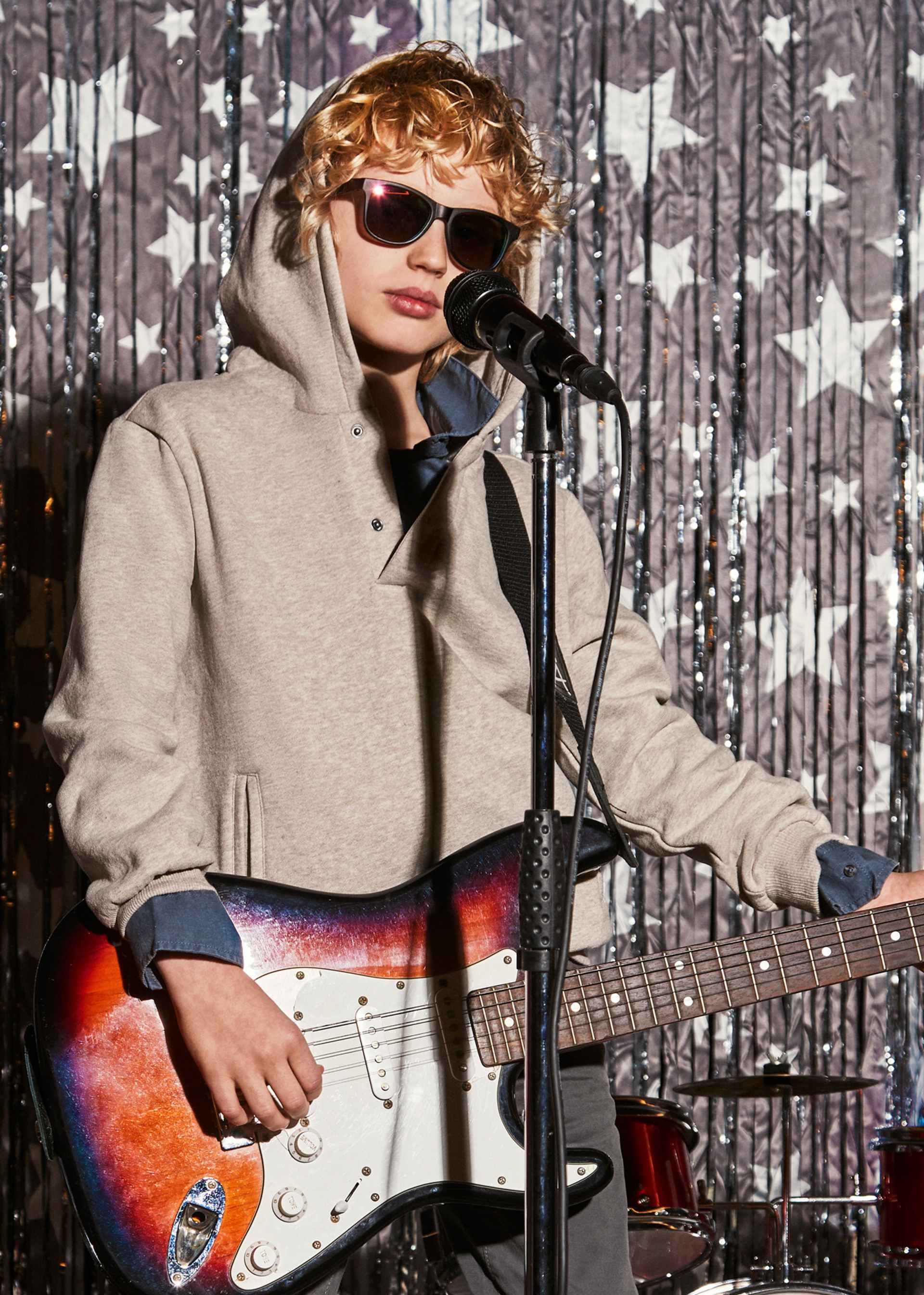 Bluza z kapturem dla chłopca