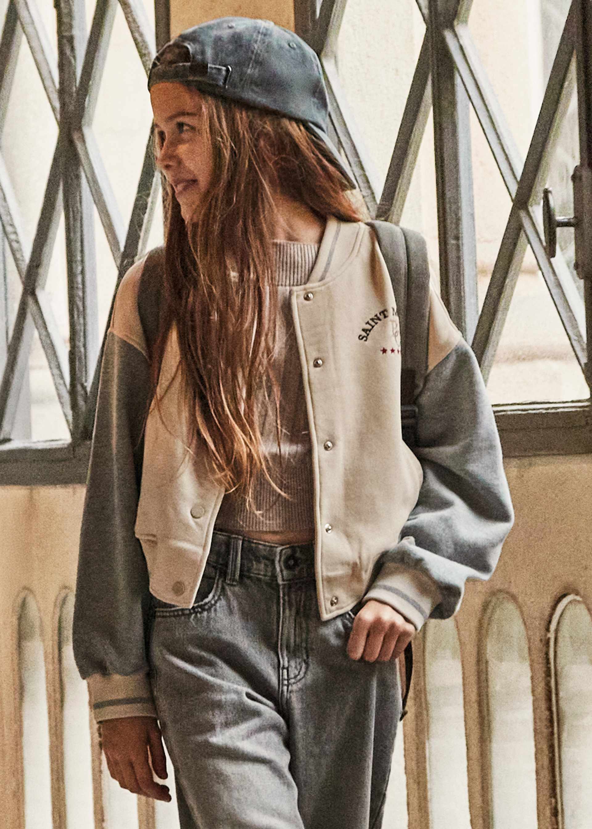 Sudadera beisbolera chica