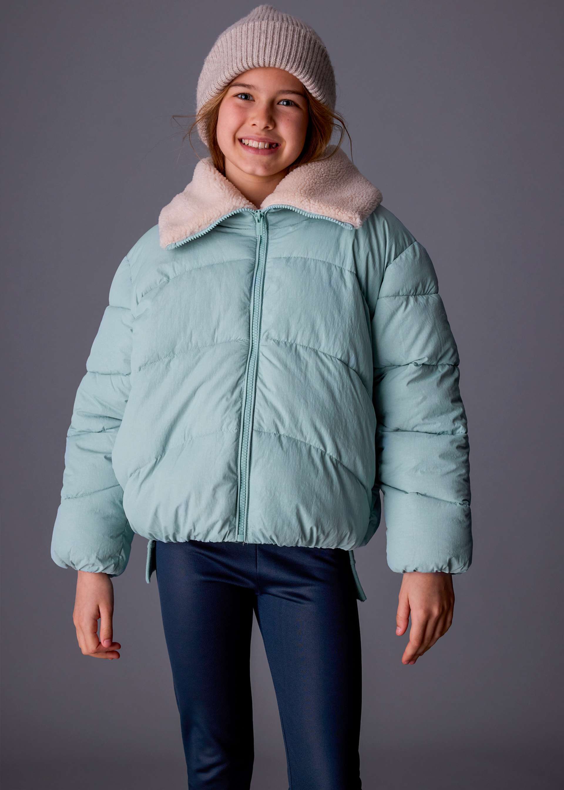 Girls coat with sheep skin collar