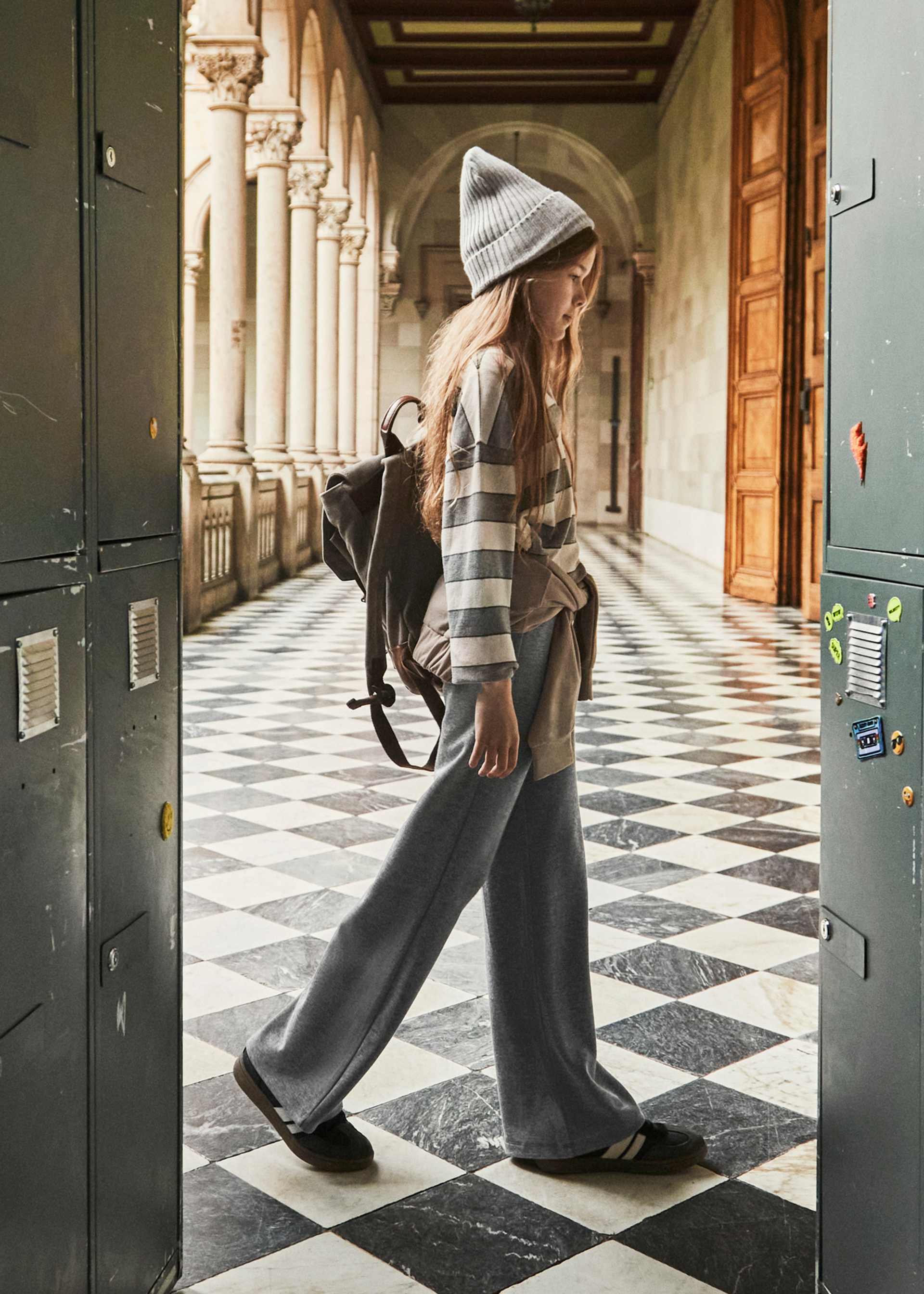 Conjunto pantalón y polo de rayas chica