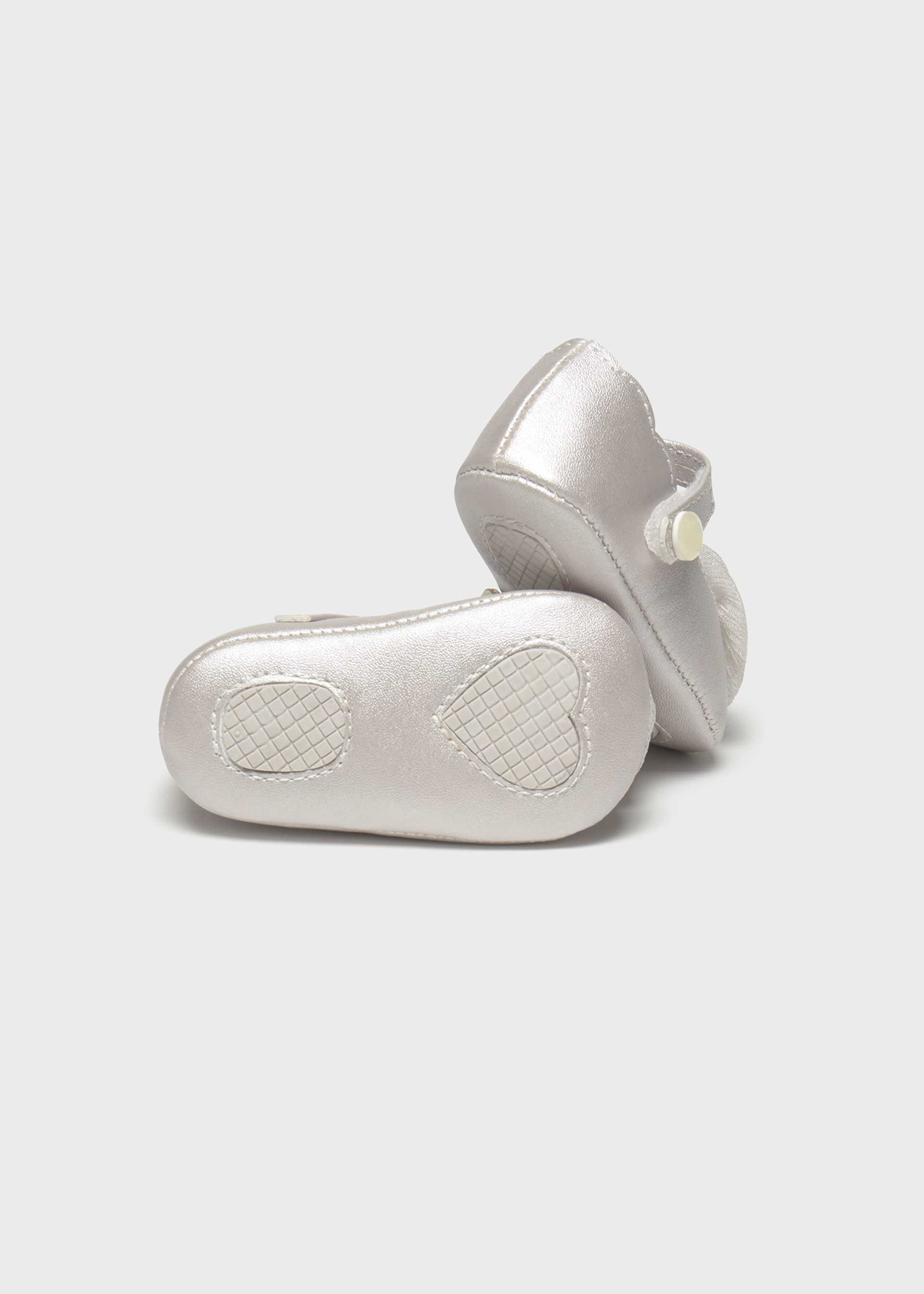 Chaussures fleur nouveau-né