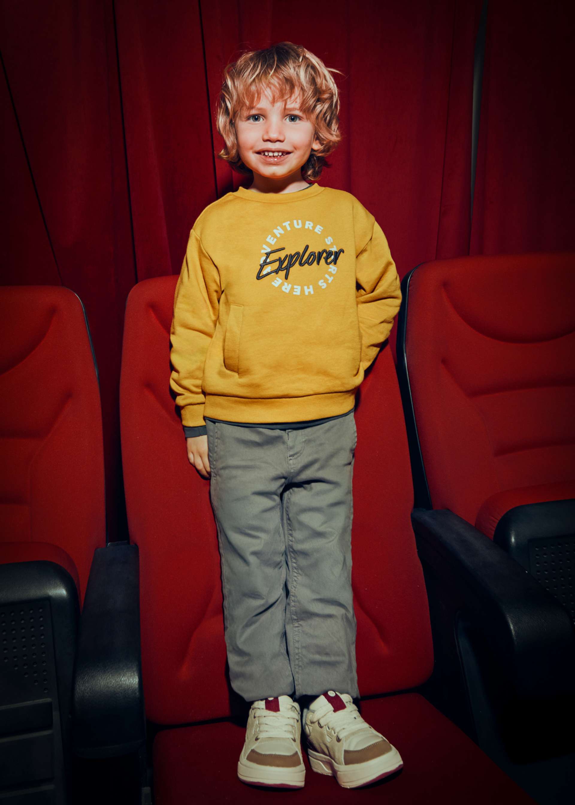 Sudadera bordado unisex infantil
