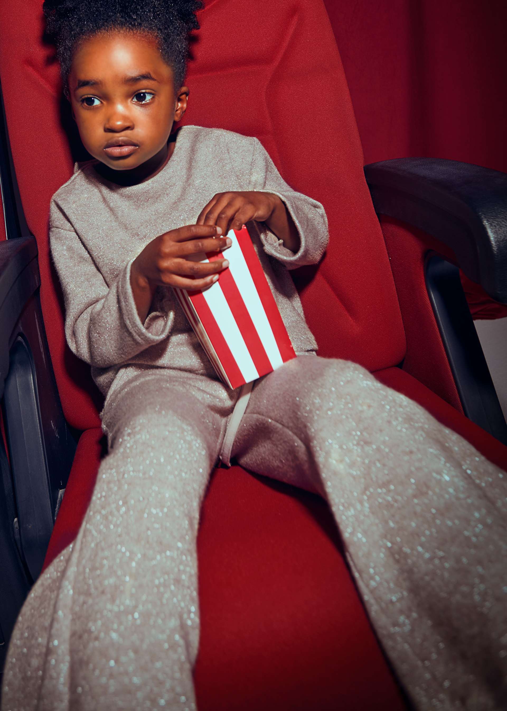 Girl's trousers and jumper set