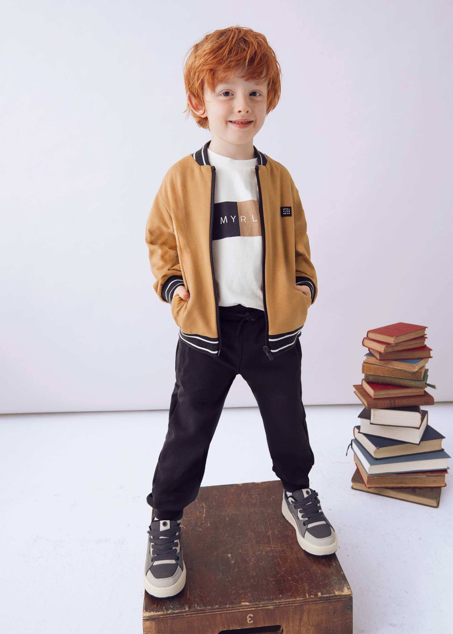 Boys 3 piece bomber jacket tracksuit Boys 3 piece bomber jacket tracksuit