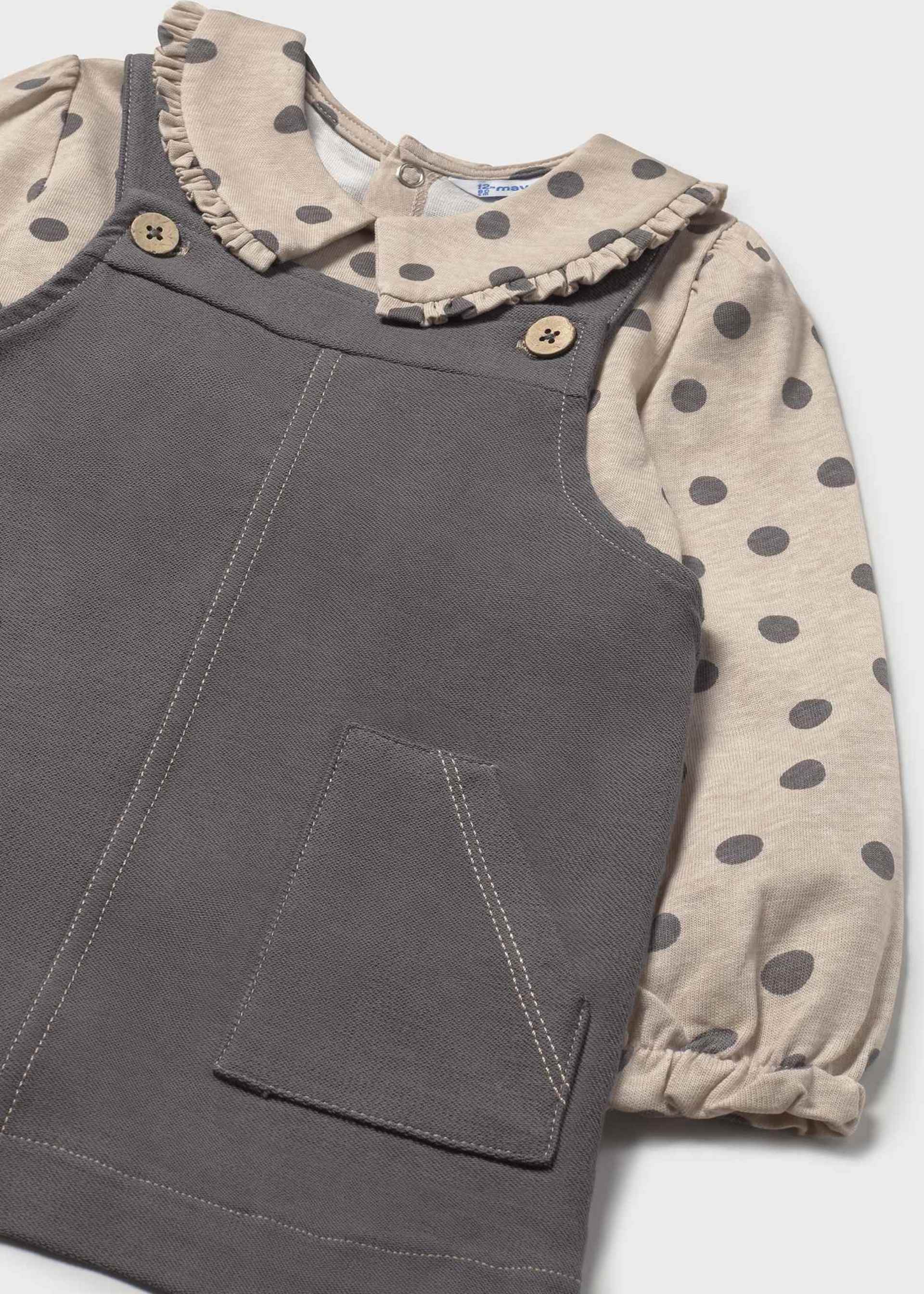 Ensemble jupe salopette et t-shirt bébé