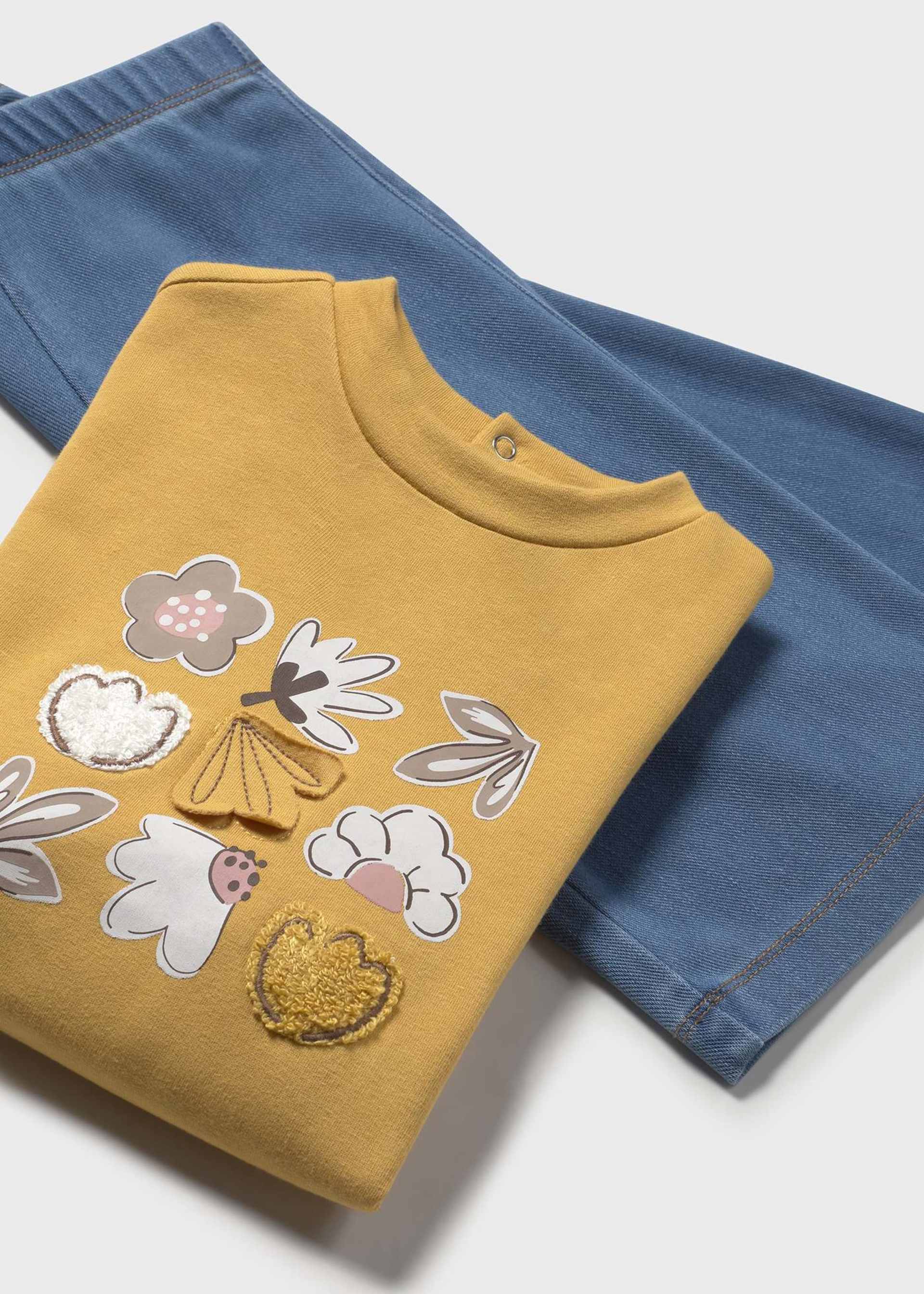 Conjunto de calças e camisola bebé