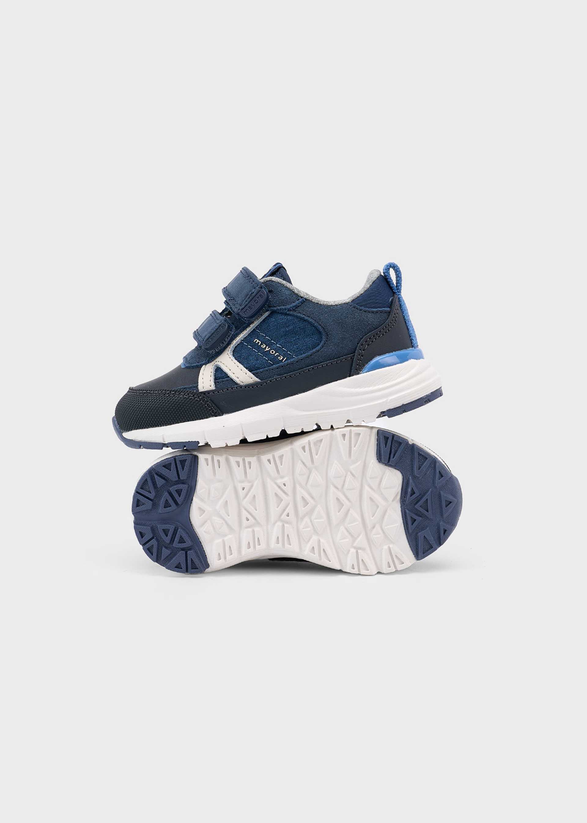 Sportschuhe gezackte Sohle Baby