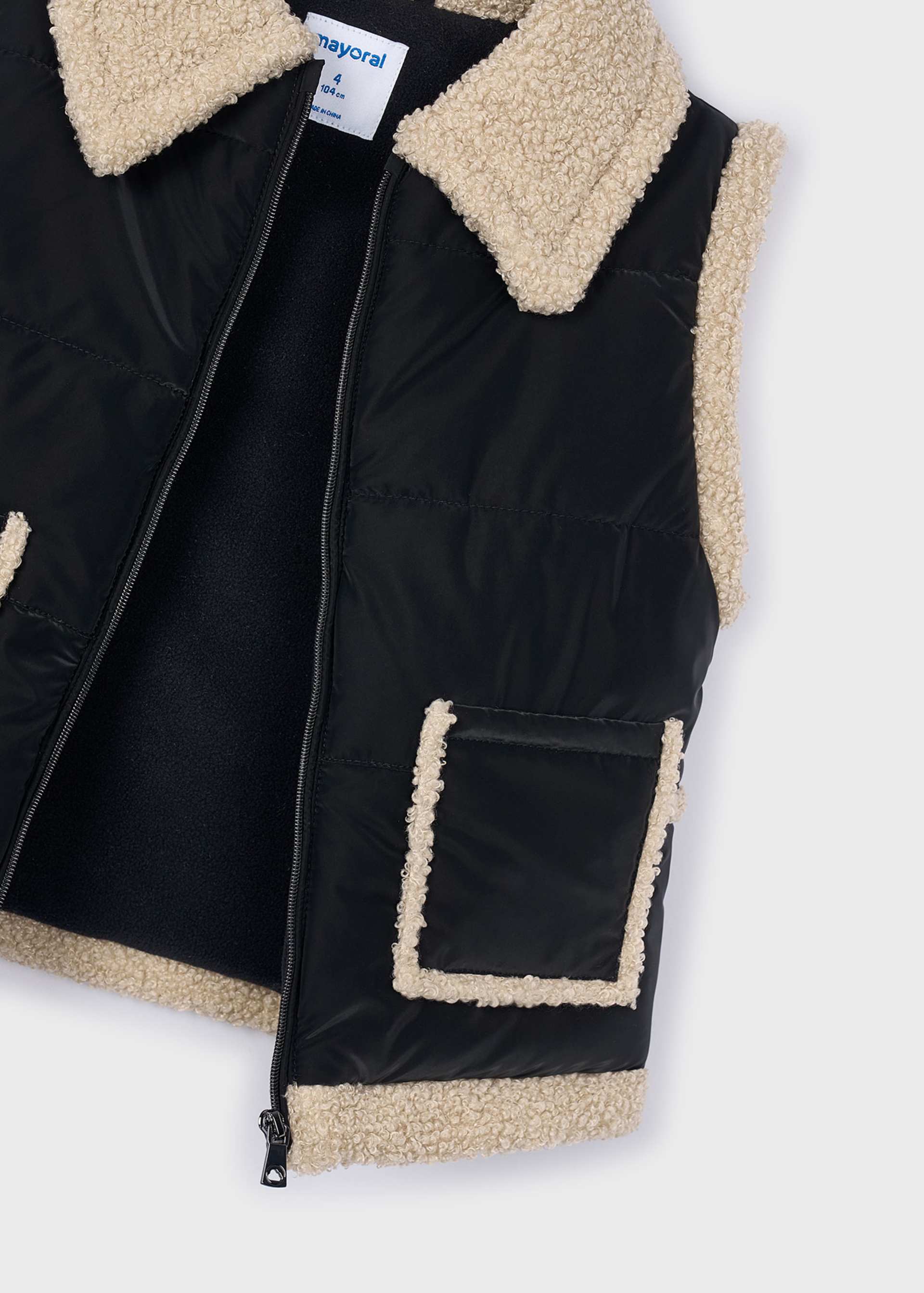 Gilet en fausse peau de mouton contrastée fille