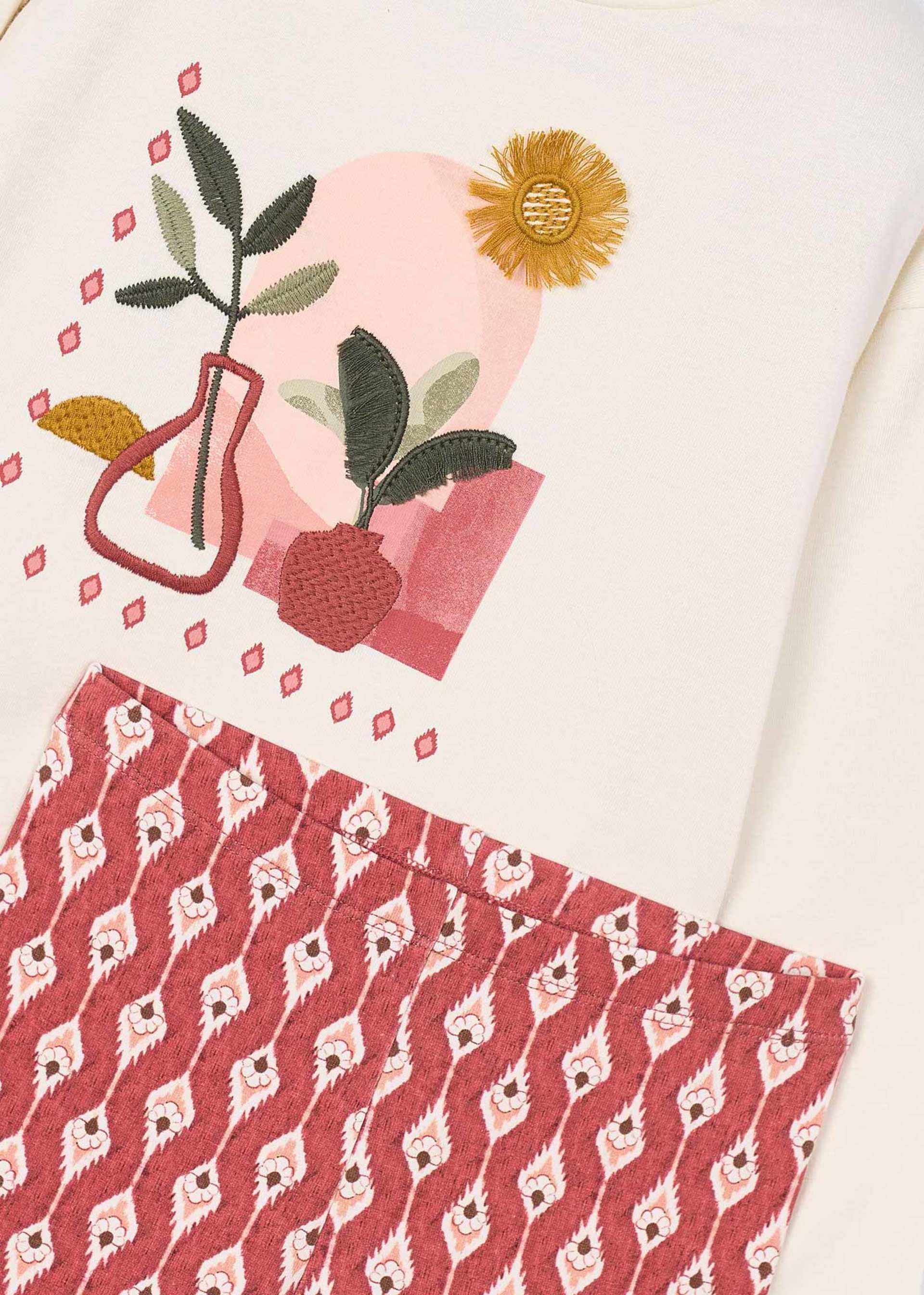 Girls printed legging and shirt set Girls printed legging and shirt set