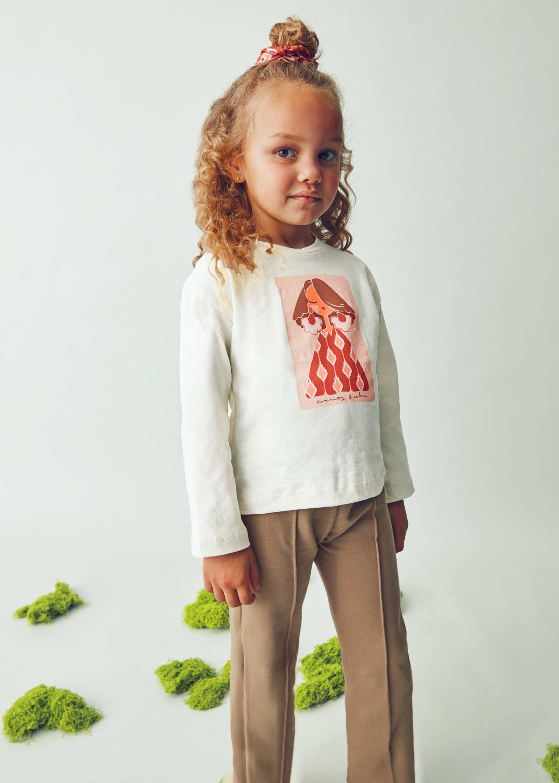 Girls long sleeved t-shirt with scrunchie