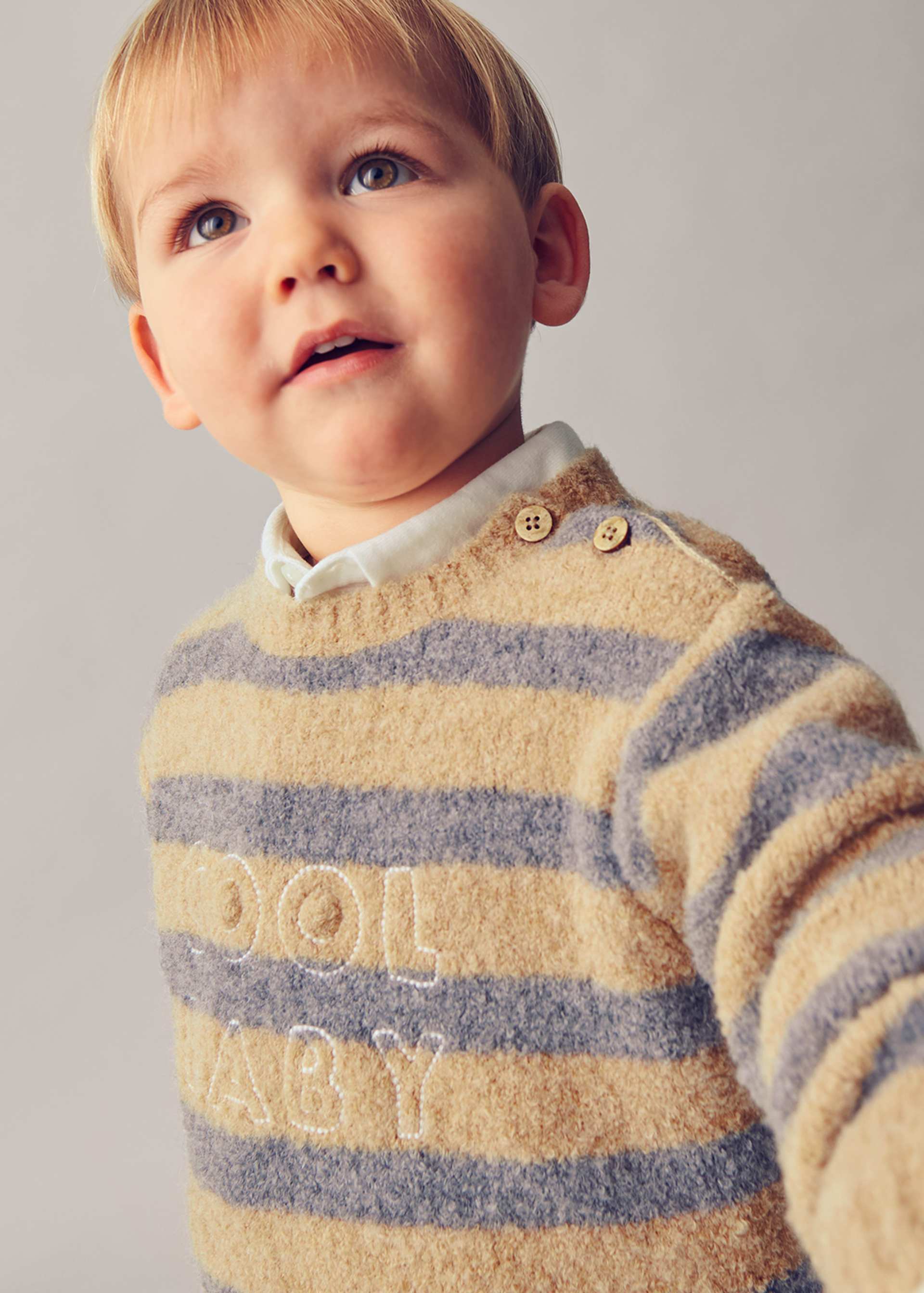 Sweter w pasy dla niemowlęcia