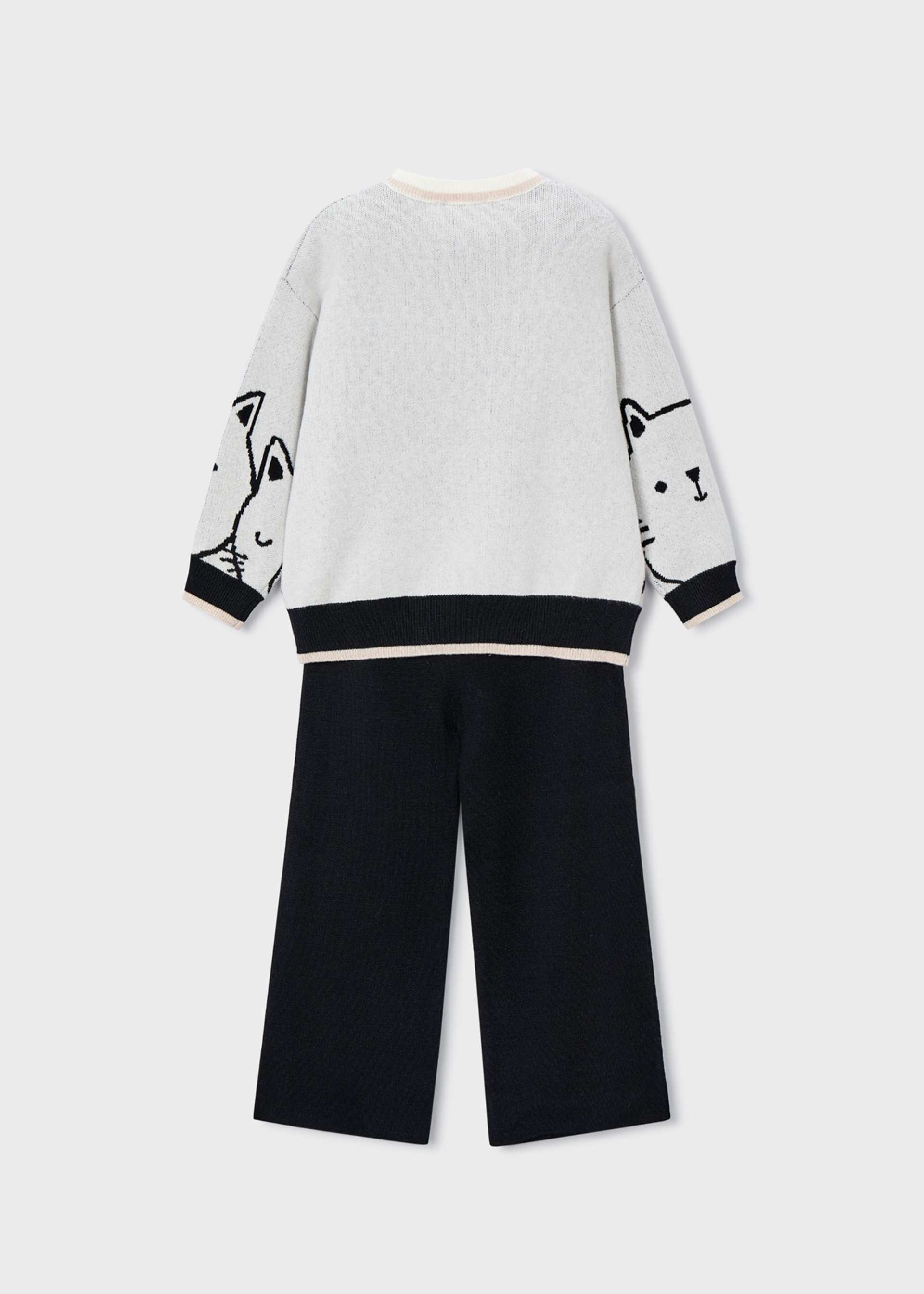 Girls trousers and printed jumper set Girls trousers and printed jumper set