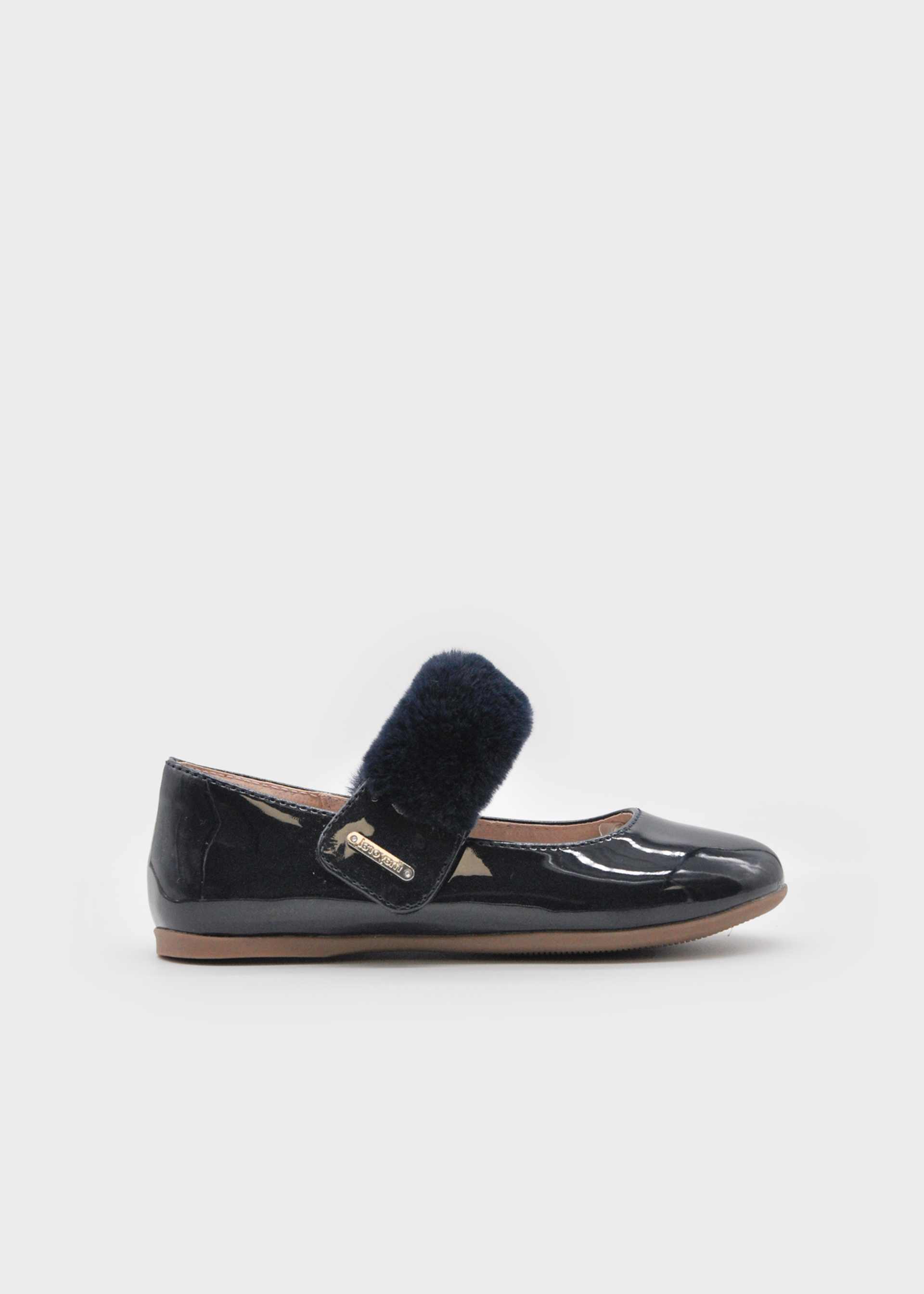 Ballerines en cuir verni fille Ballerines en cuir verni fille