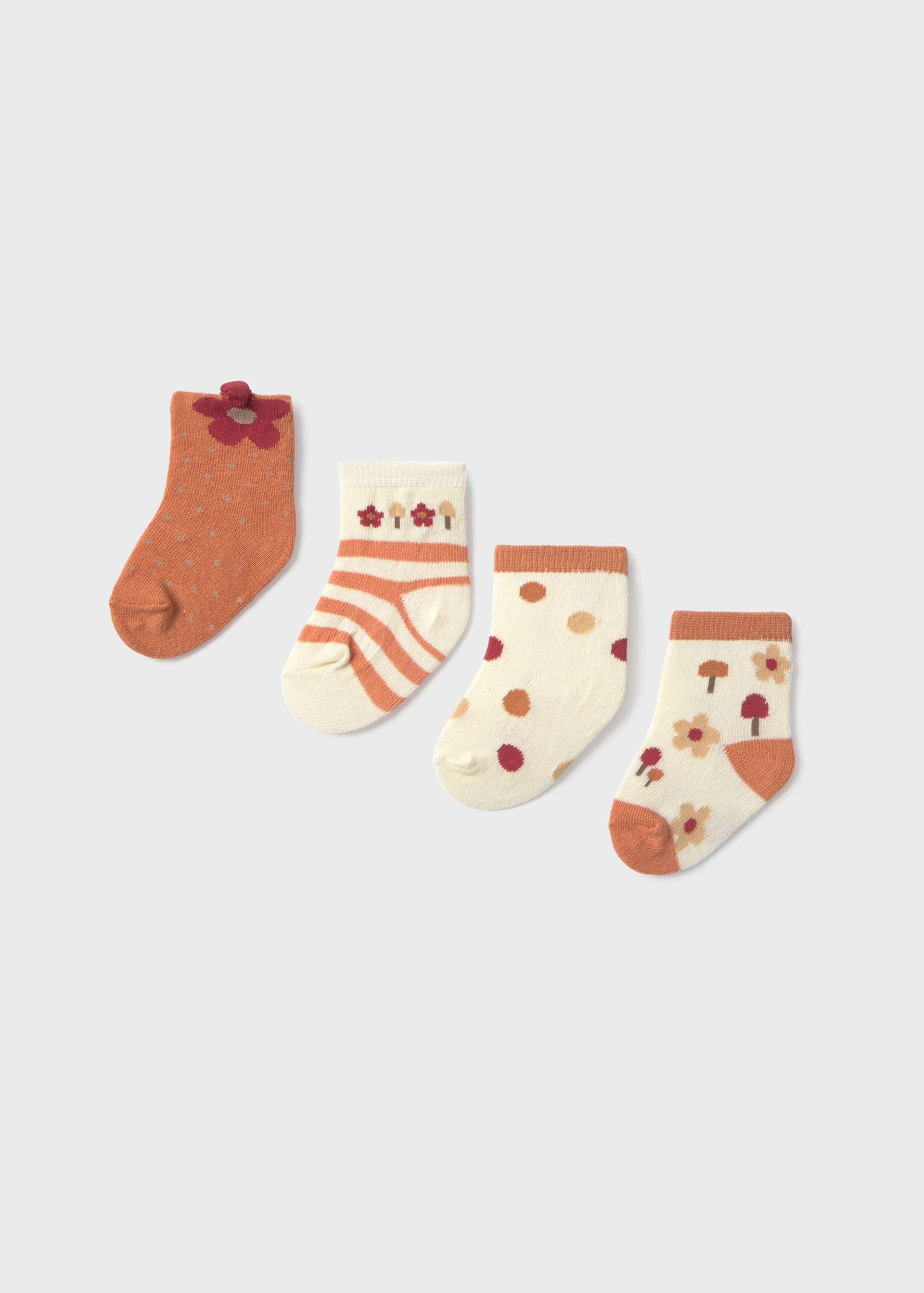 Newborn girl 4 pack of socks