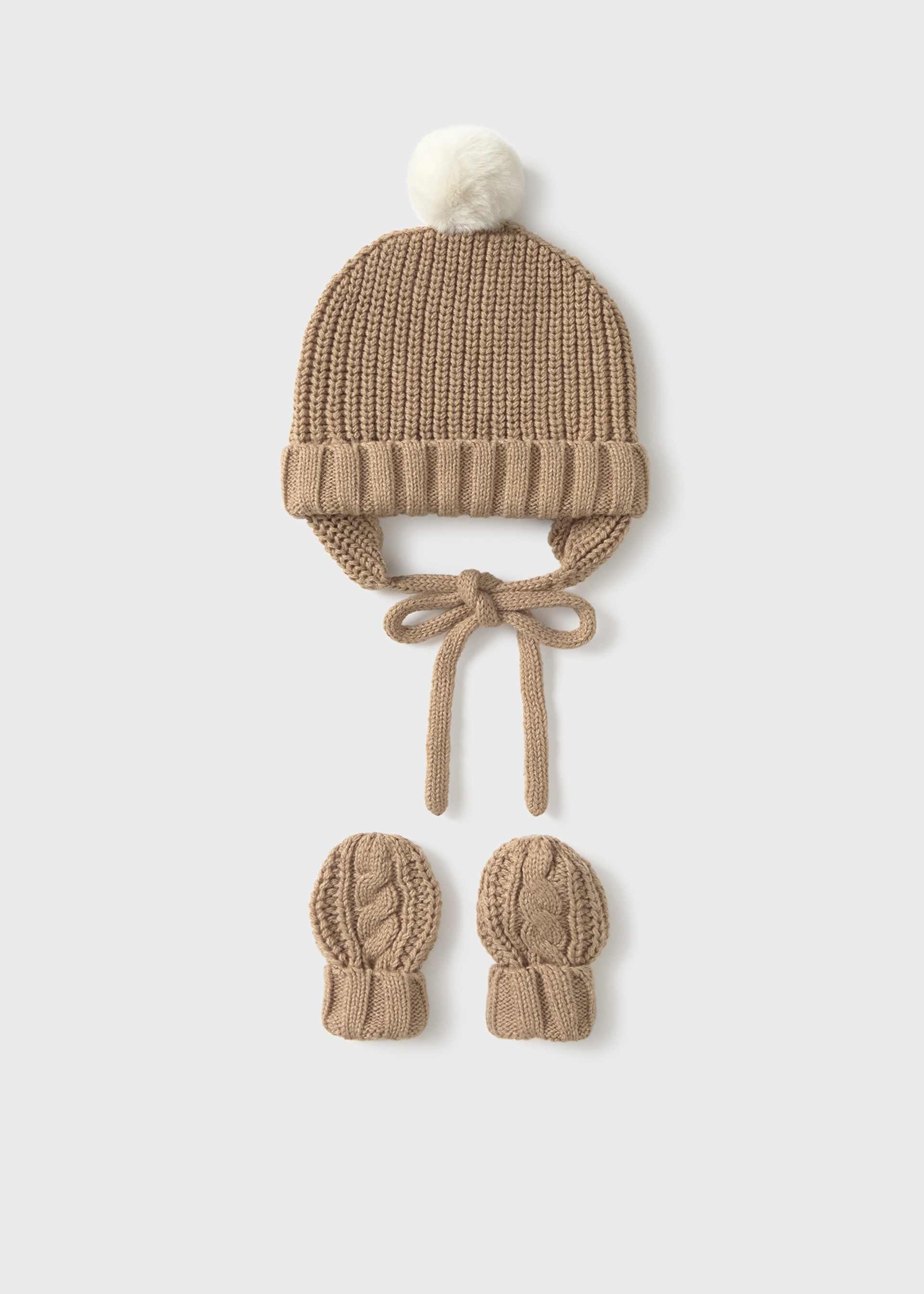 Conjunto gorro y manoplas tricot recién nacido