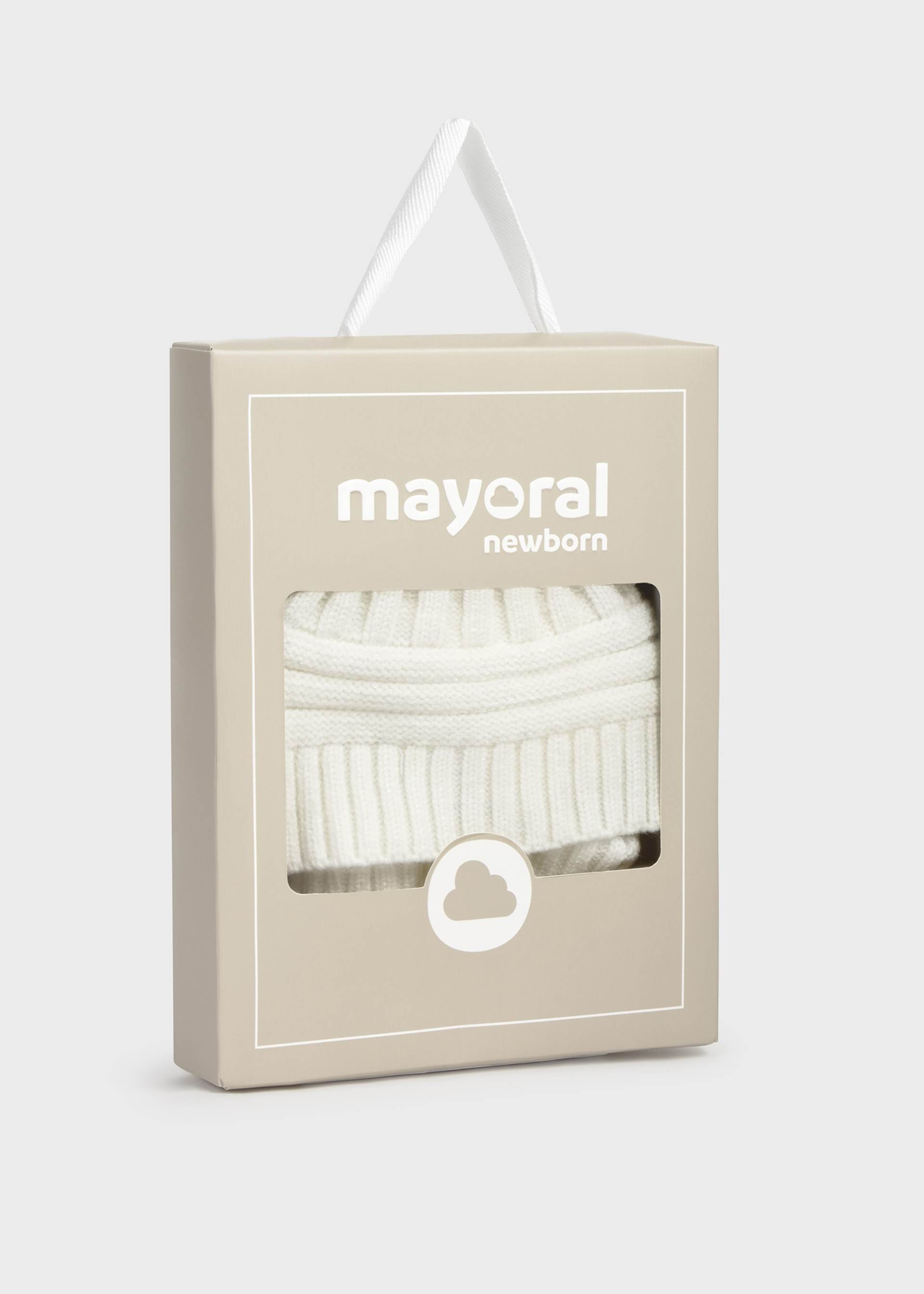 Newborn Hat and Mittens Set