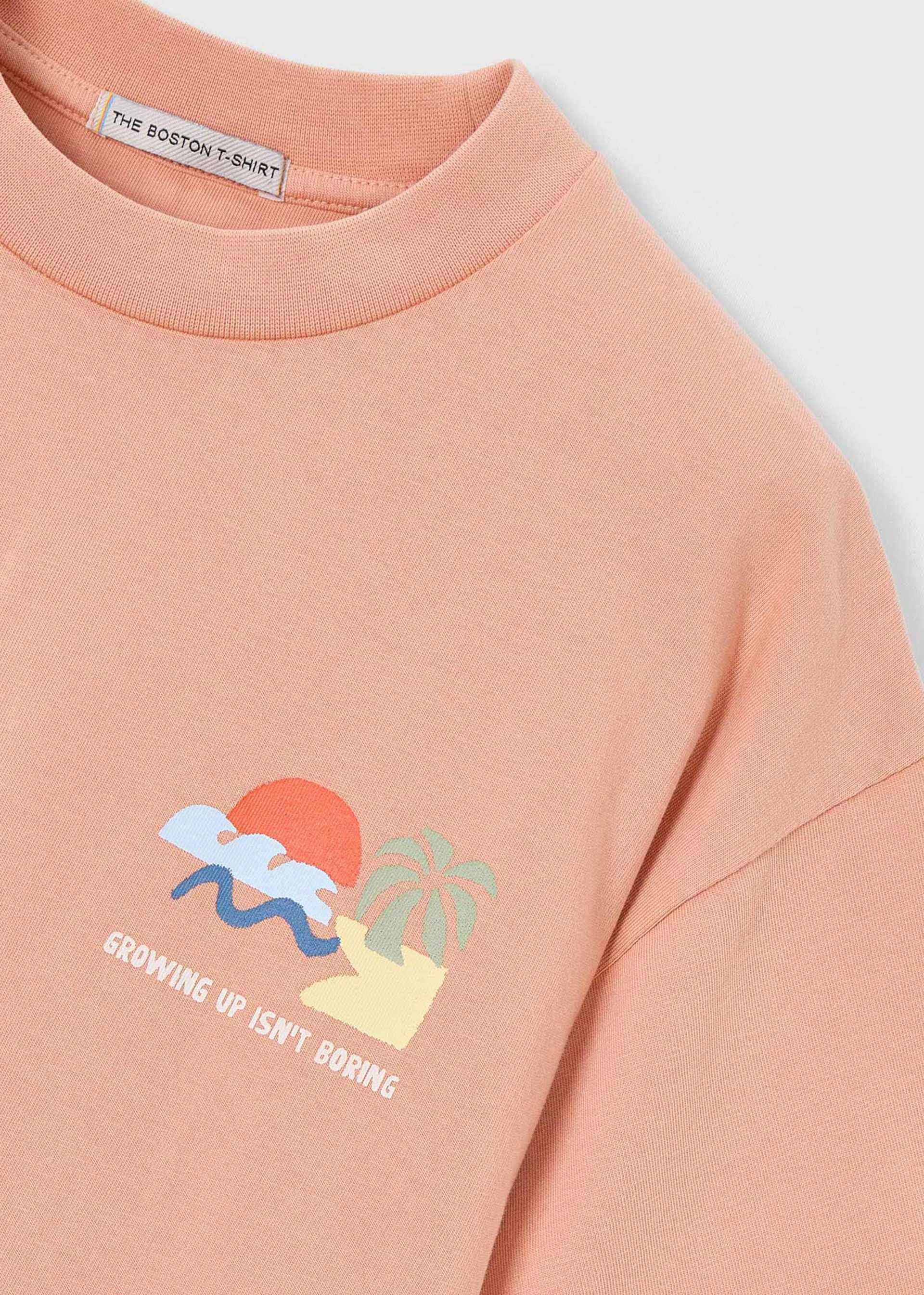 Playera ilustración Boston x Mayoral