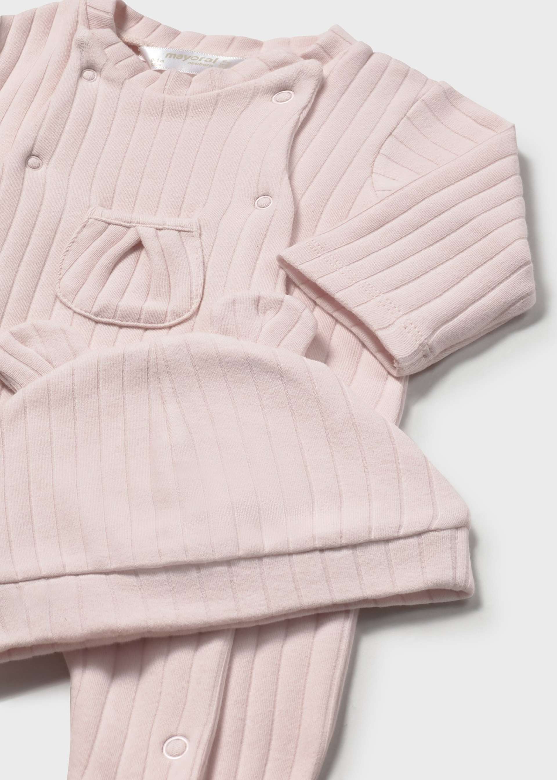 Śpioszki z czapeczką z uszkami dla noworodka