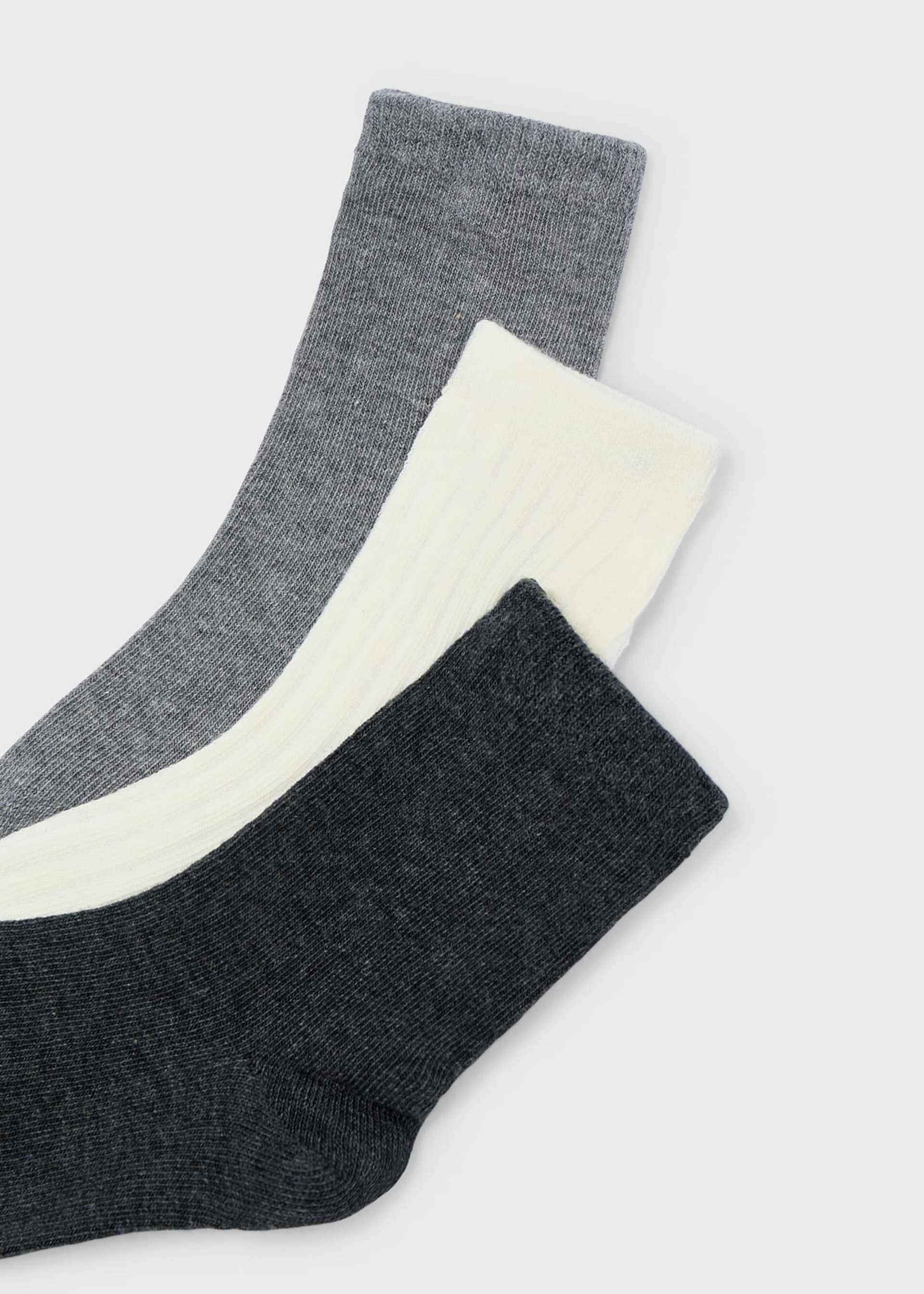 3 pack of plain socks