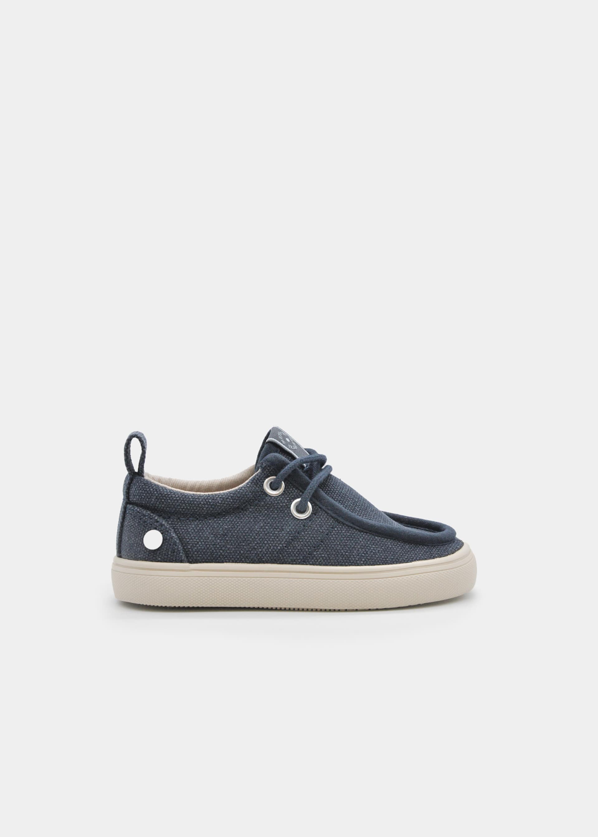 Buty marynarskie wiązane dla niemowlęcia