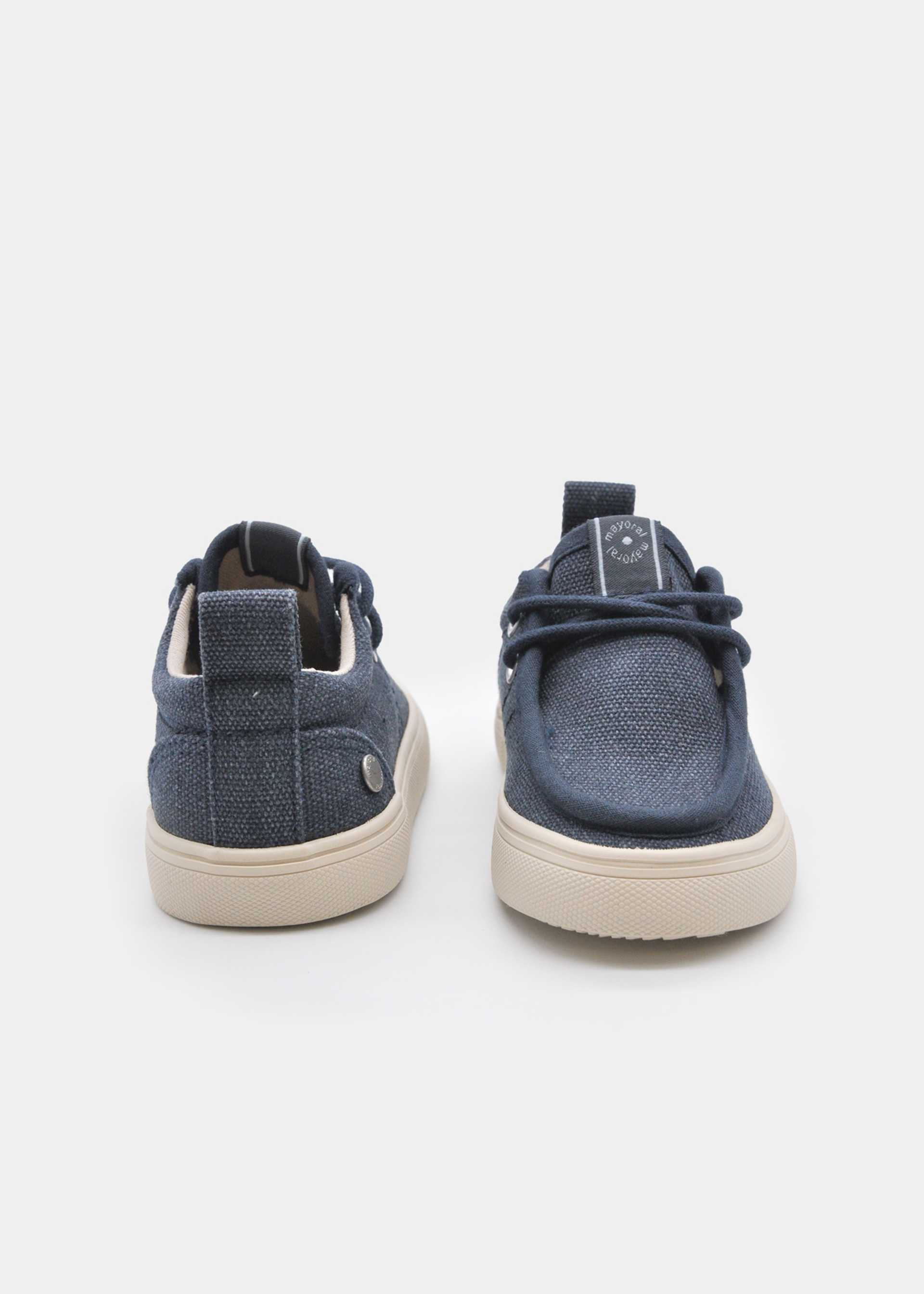 Buty marynarskie wiązane dla niemowlęcia