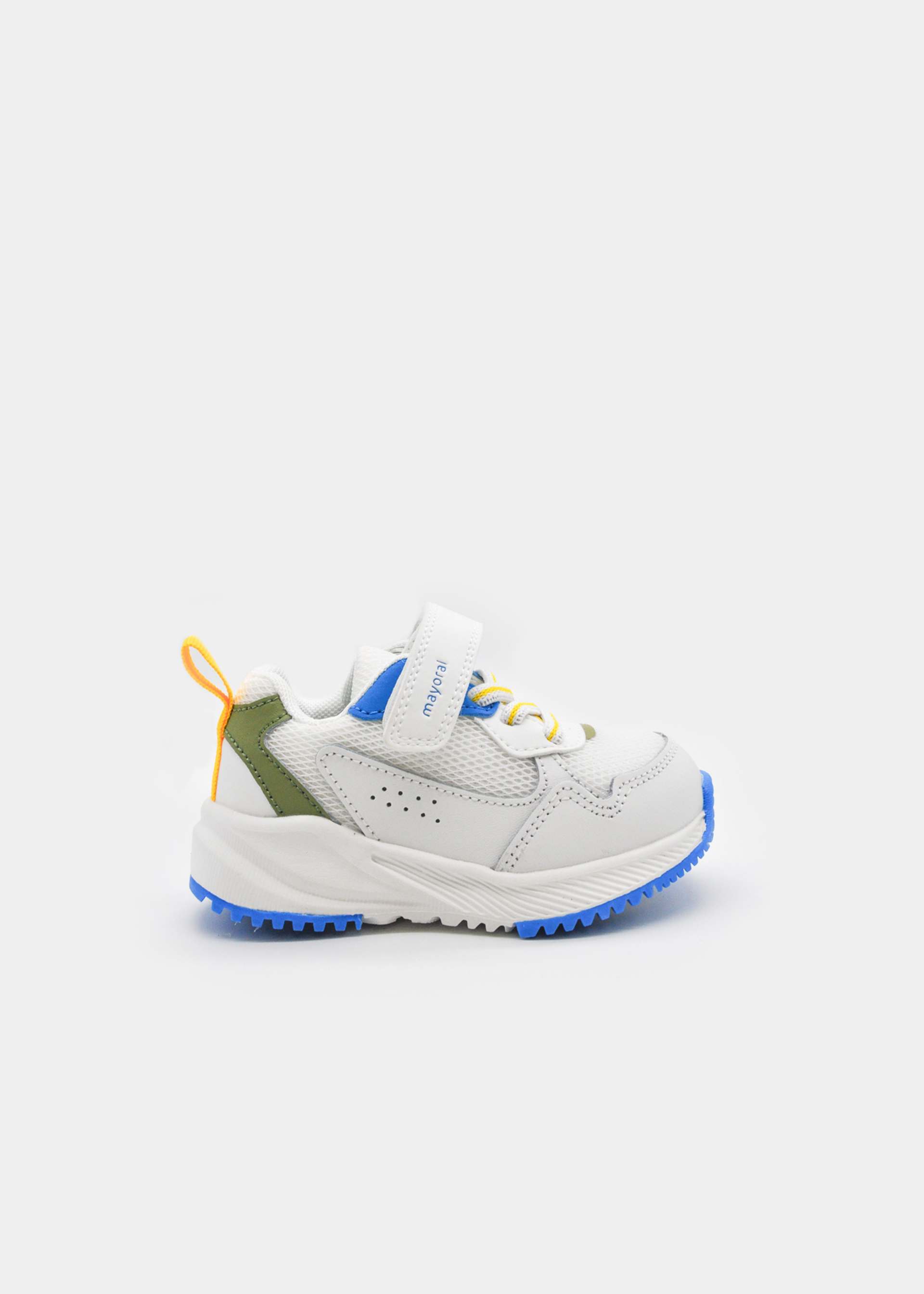 Buty sportowe dla niemowlęcia