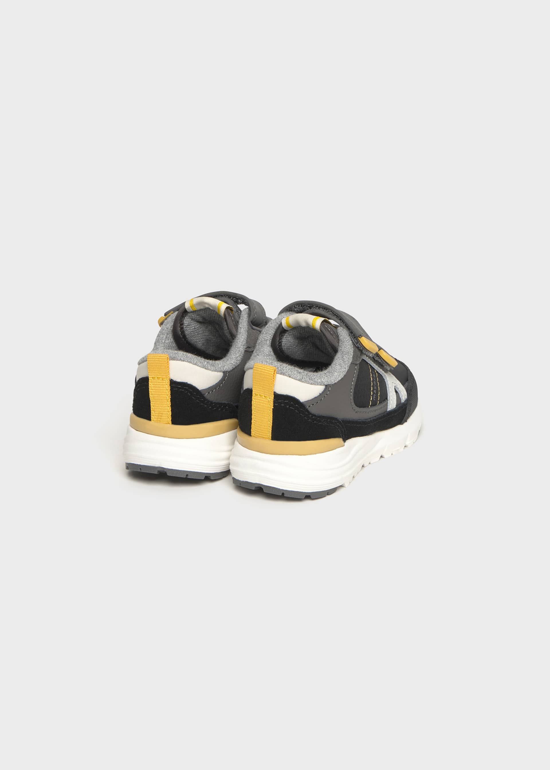 Sportschuhe gezackte Sohle Baby