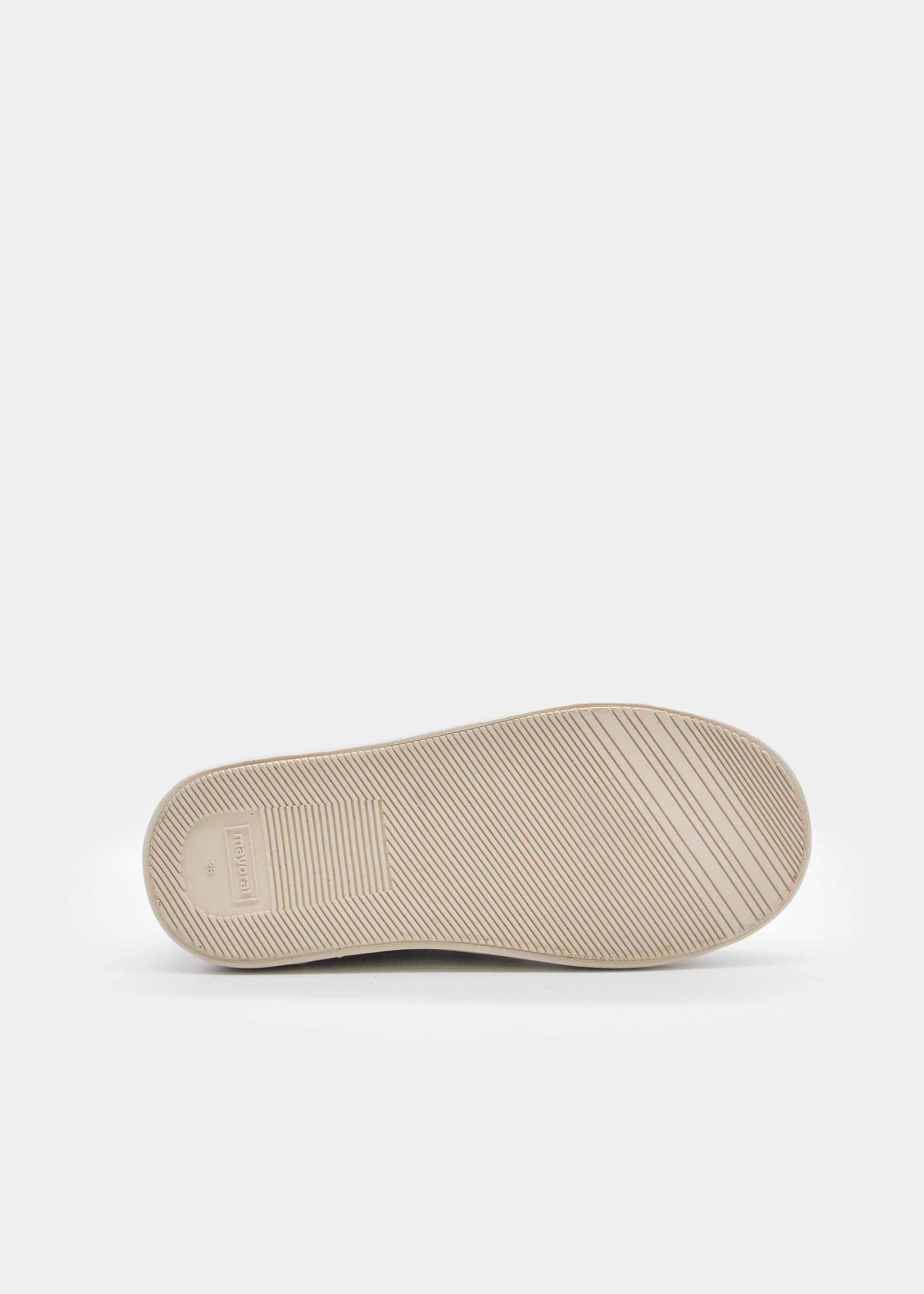 Zapatos agujetas niño