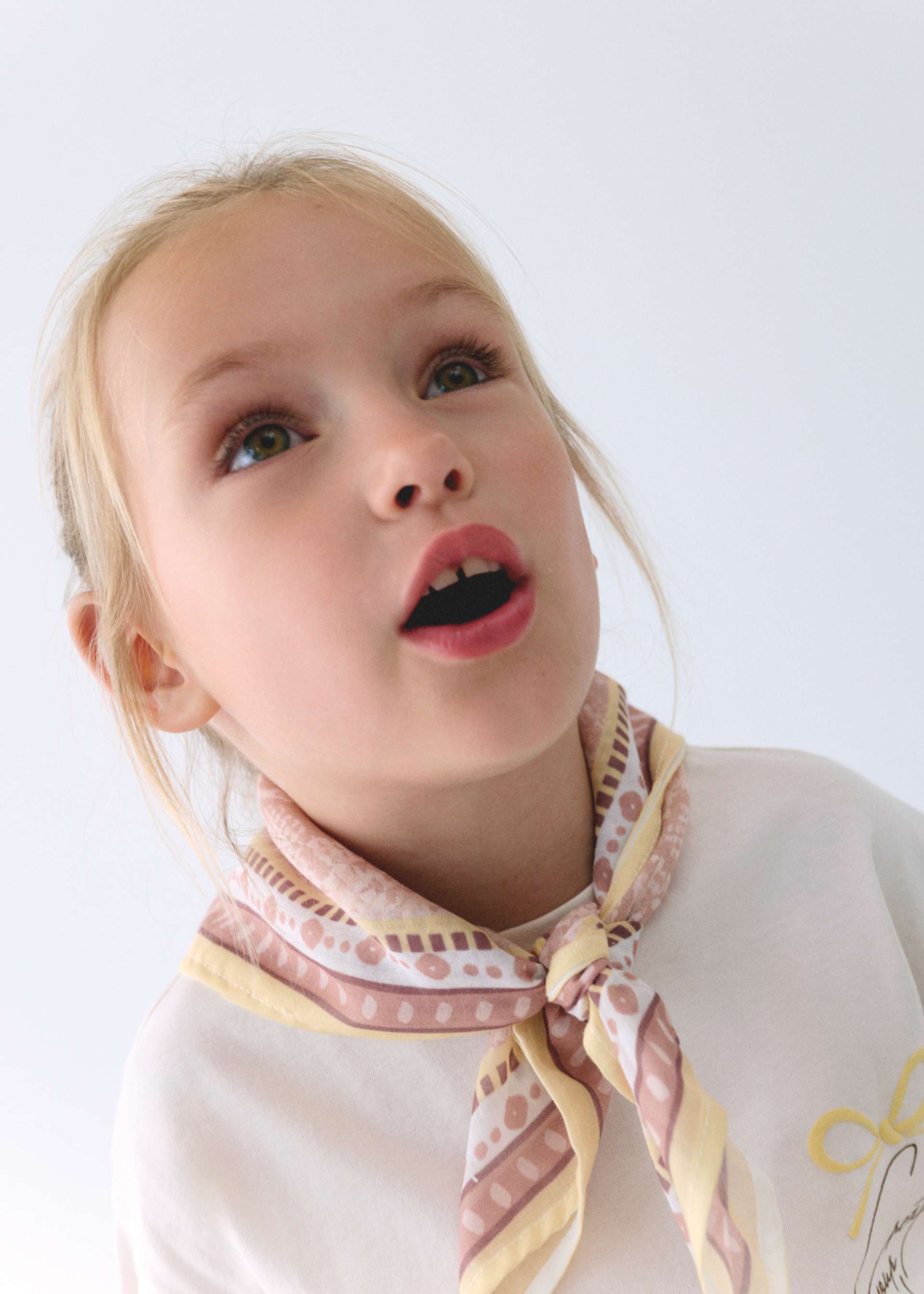 Girl T-shirt with Printed Neck Scarf