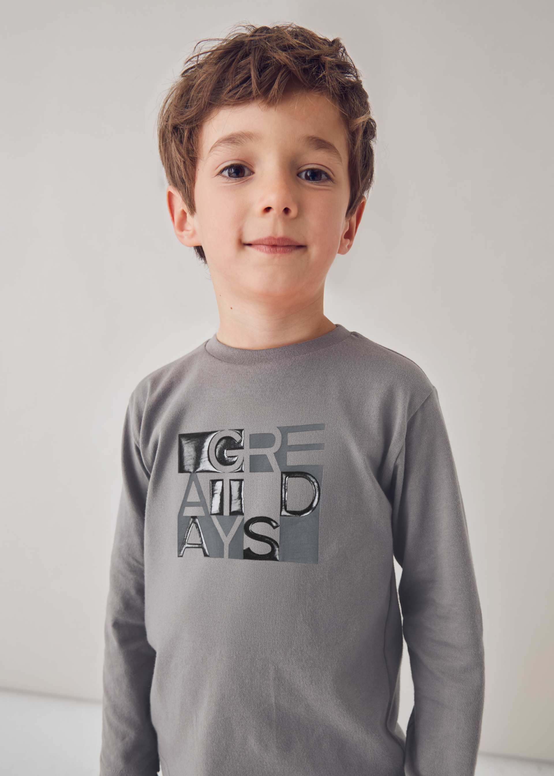 Camiseta letras niño
