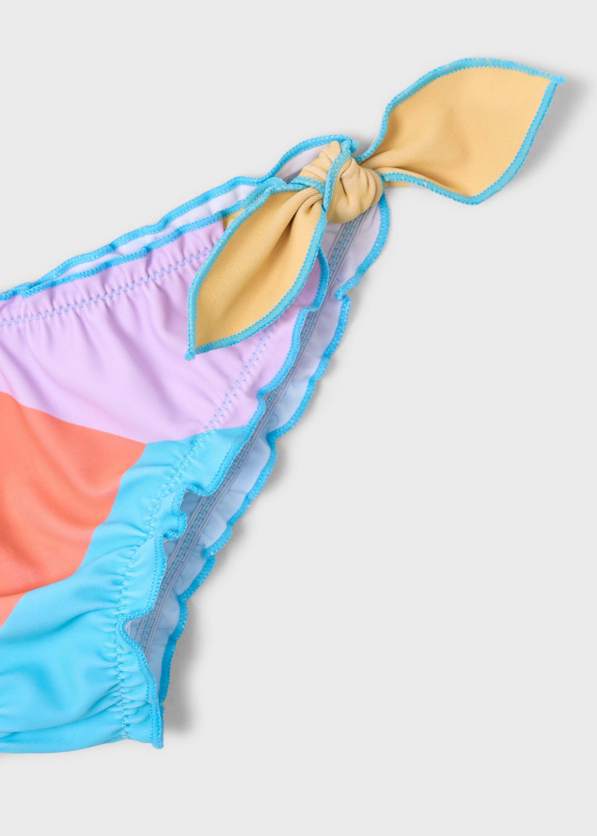 Bikini estampado menina