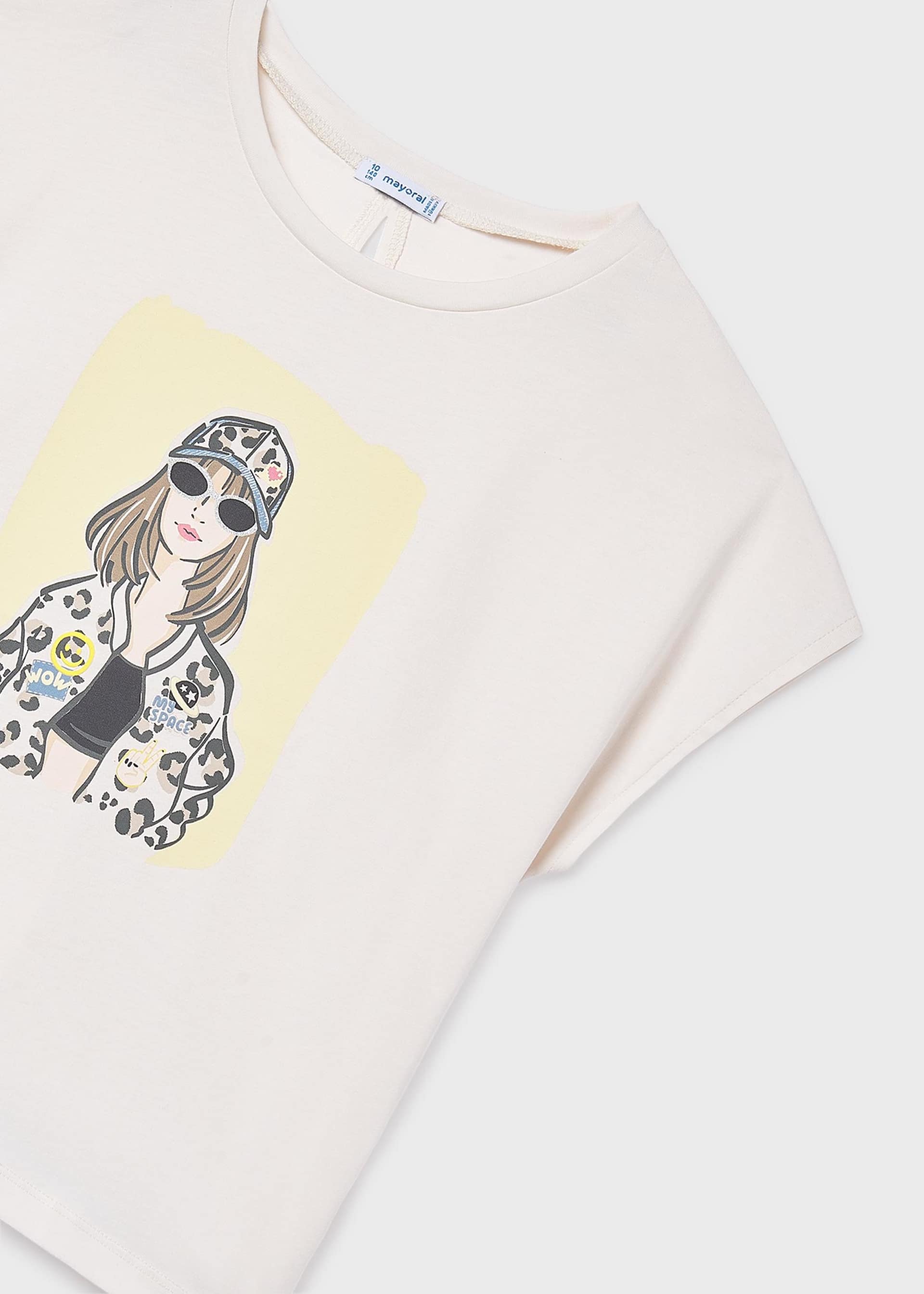 Playera gráfica chica