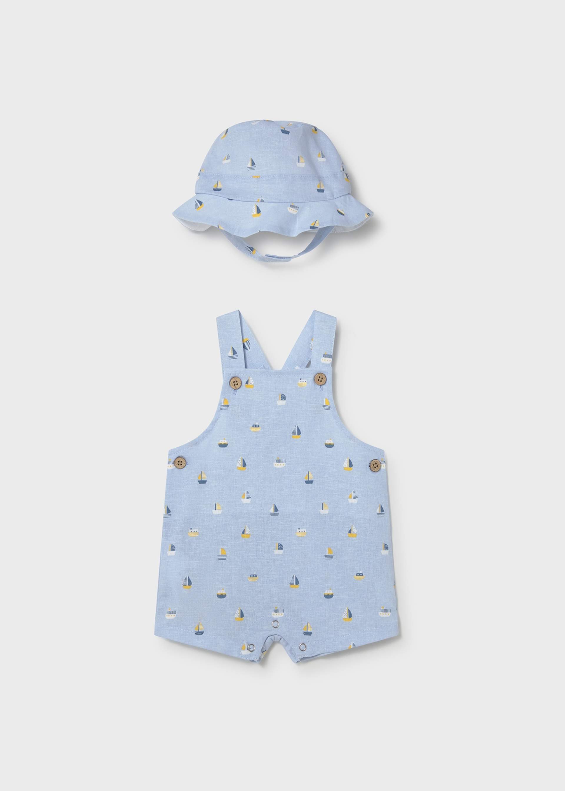 Printed dungarees with newborn hat